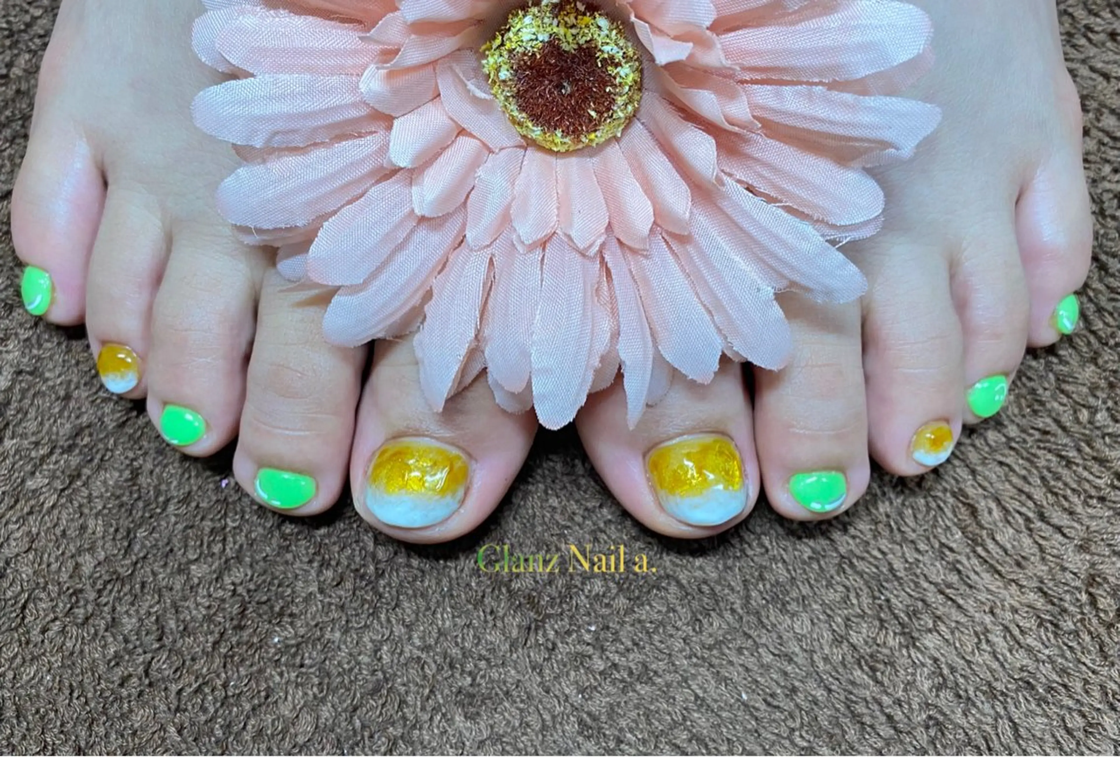 ネイル フットネイル Glanz  Nail aのネイルデザイン