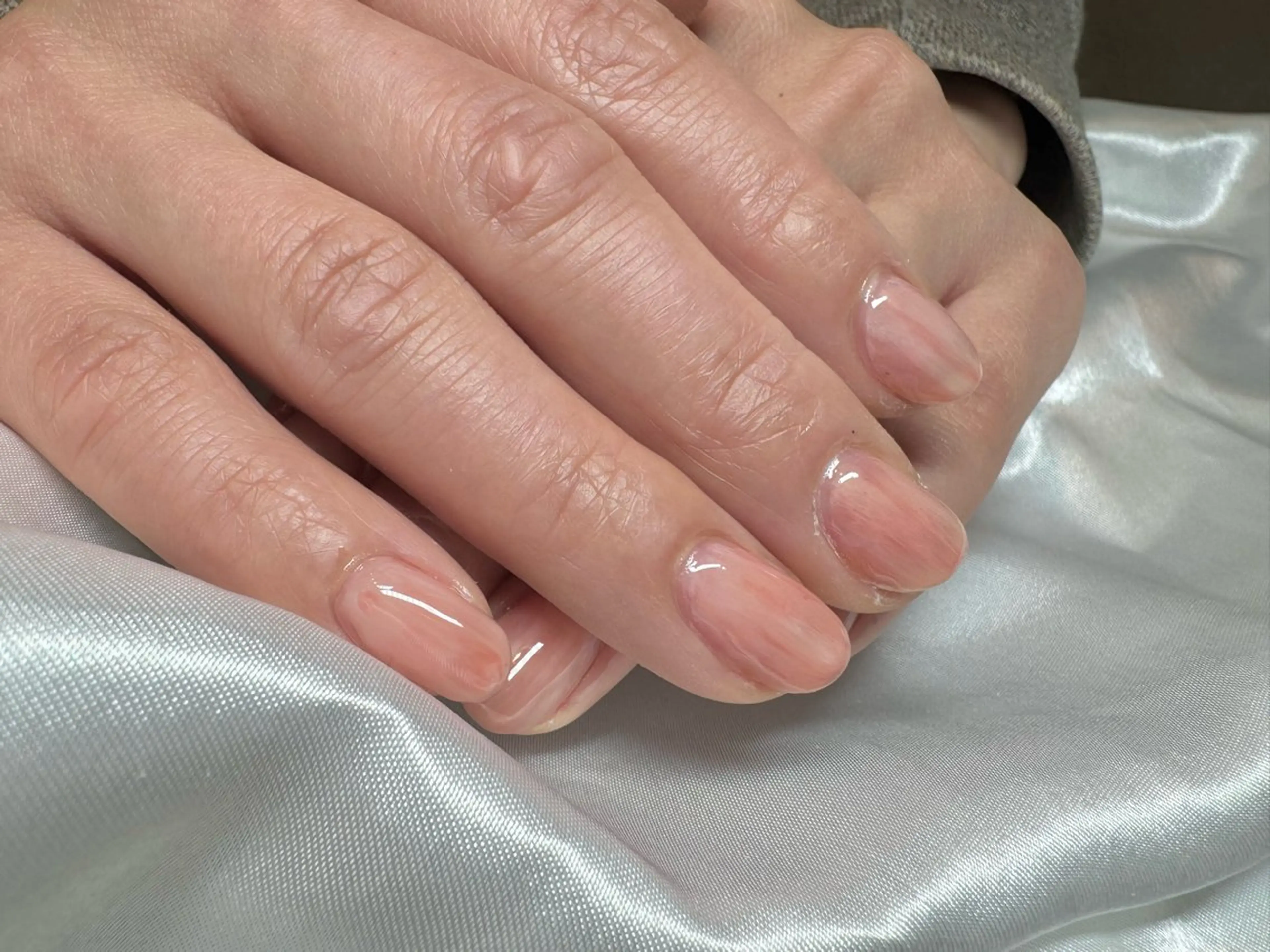 ネイル ニュアンスネイル ピンク 春ネイル ハンドネイル プライベートサロン LUANAのネイルデザイン