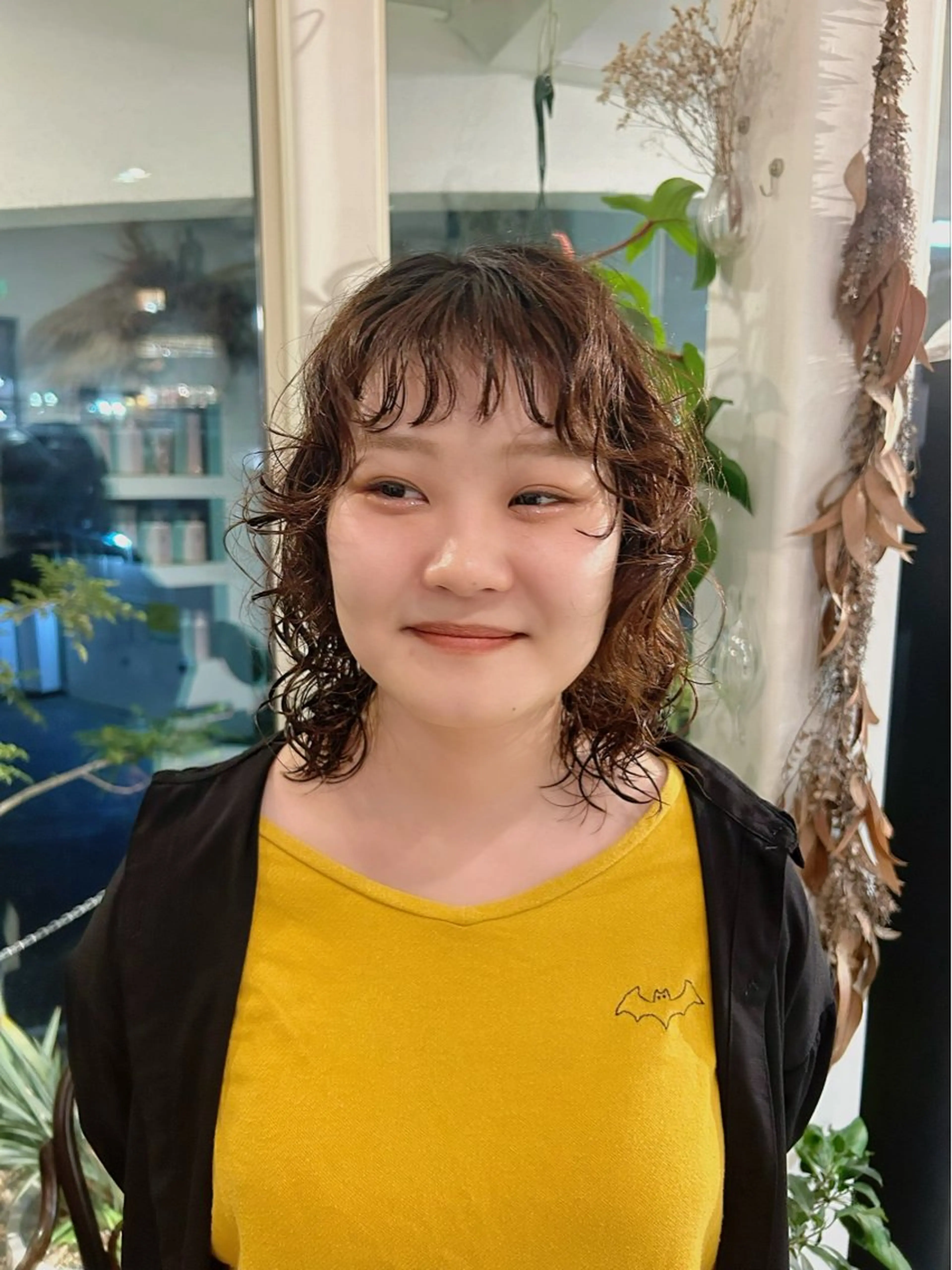 ミディアム パーマ ミディアムパーマ ウルフカット hairsalon necco所属・谷澤 朋佳のヘアスタイル