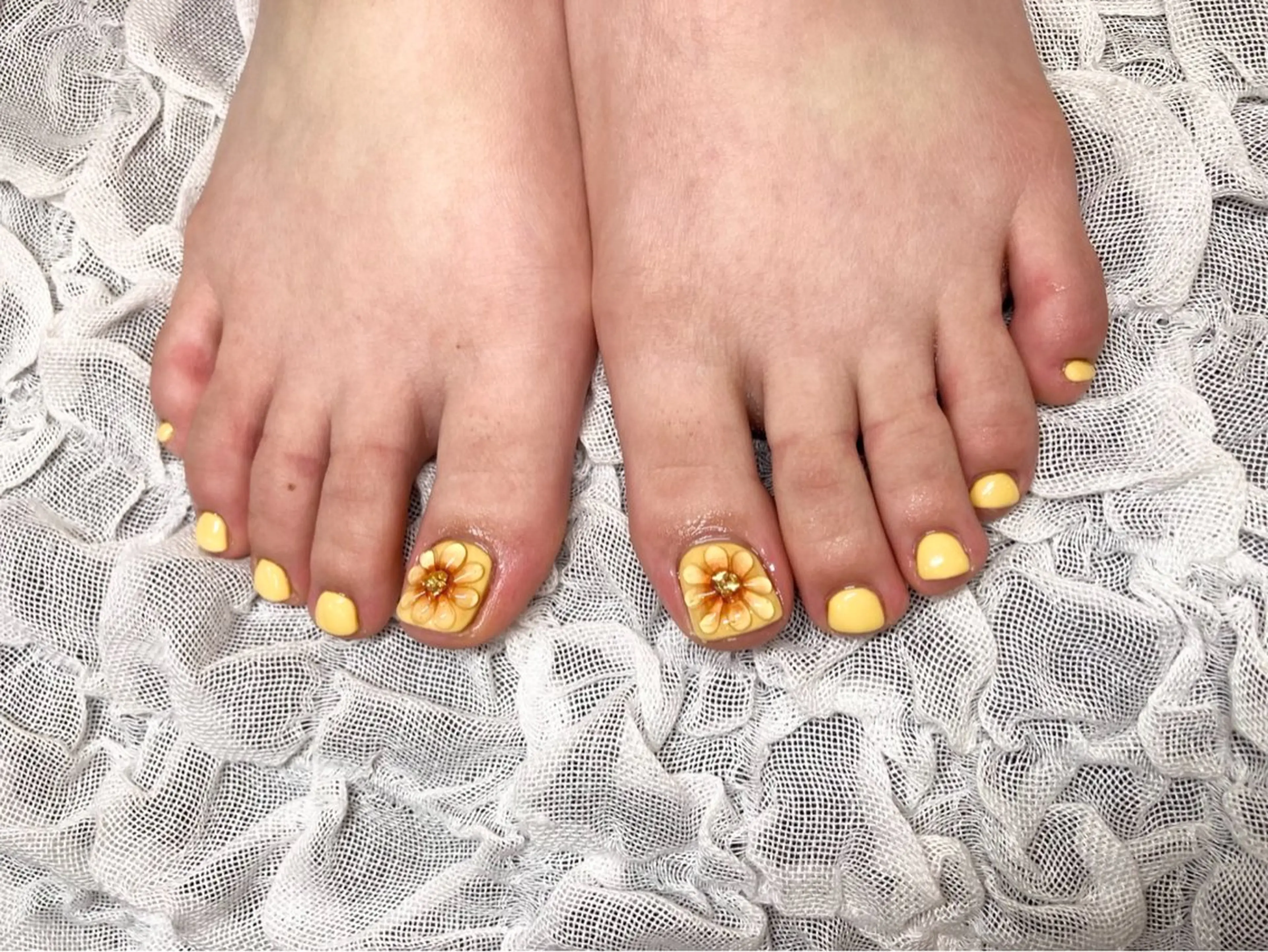 ネイル フットネイル ecrin 💎 mayuのネイルデザイン