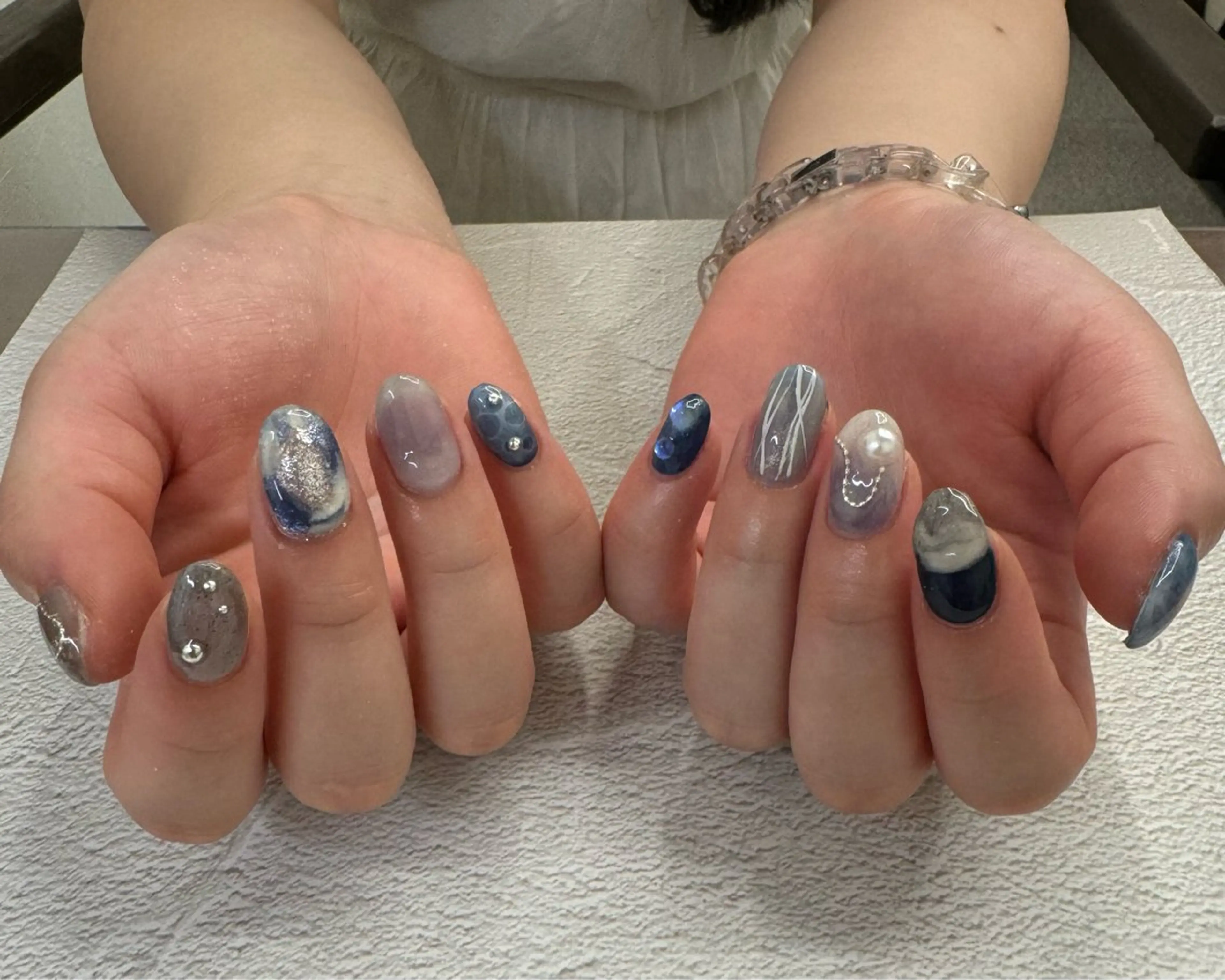 ネイル ハンドネイル nail_era_ ainaのネイルデザイン