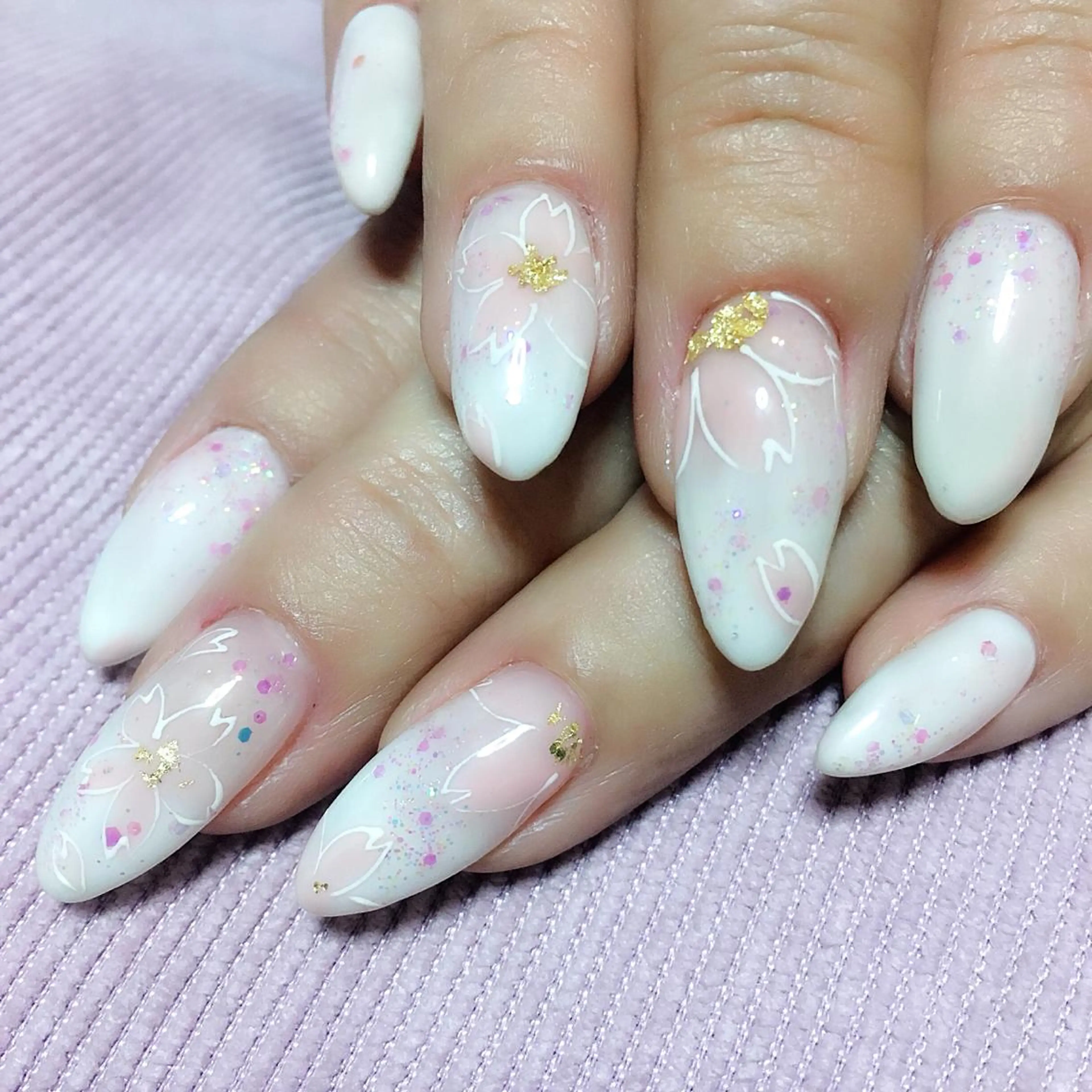 ネイル ハンドネイル フットネイル Angeailes〜アンジュエール〜所属・開運ネイル Angeailesのネイルデザイン