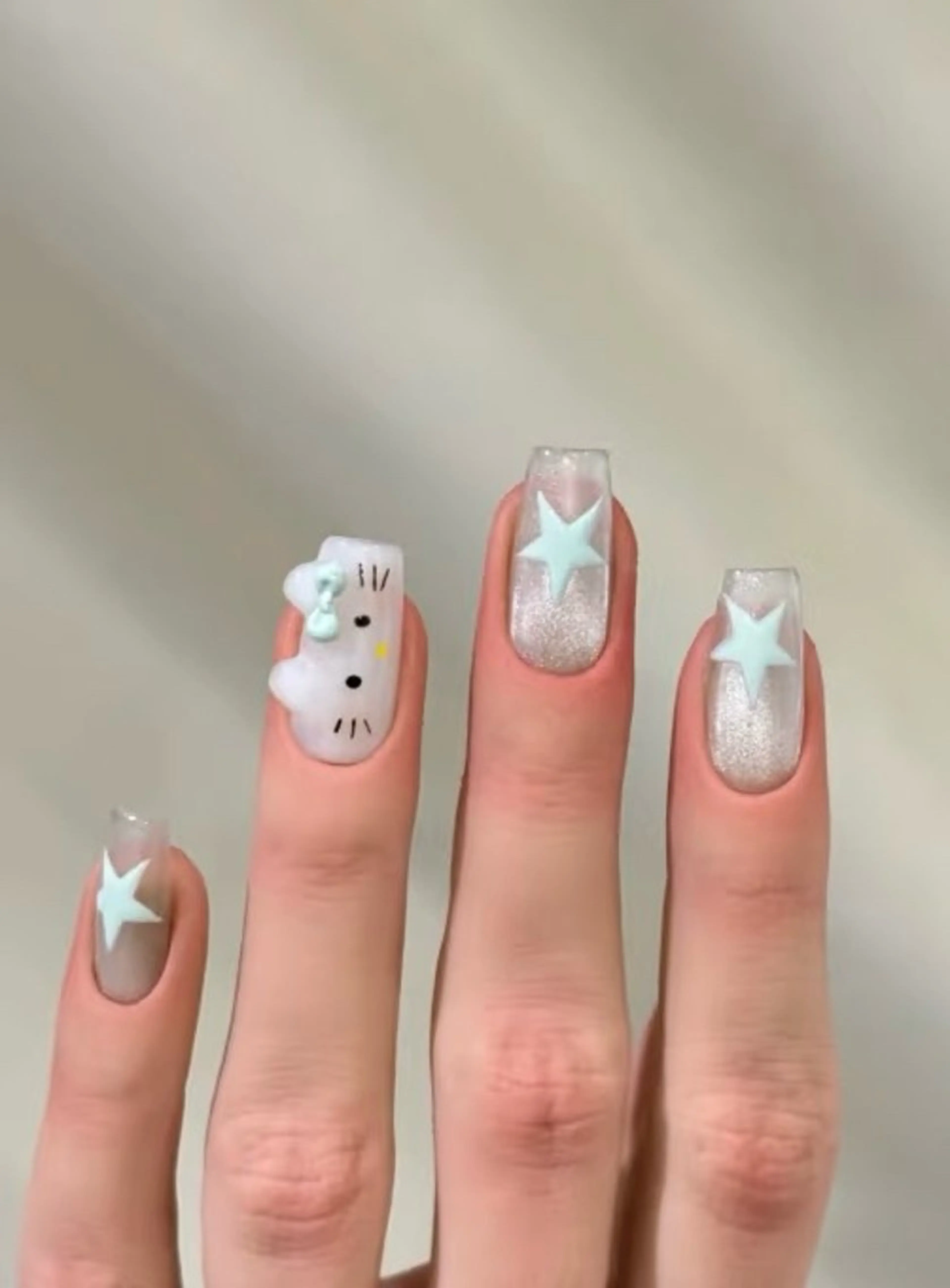 ネイル 高木 維麗絲のネイルデザイン