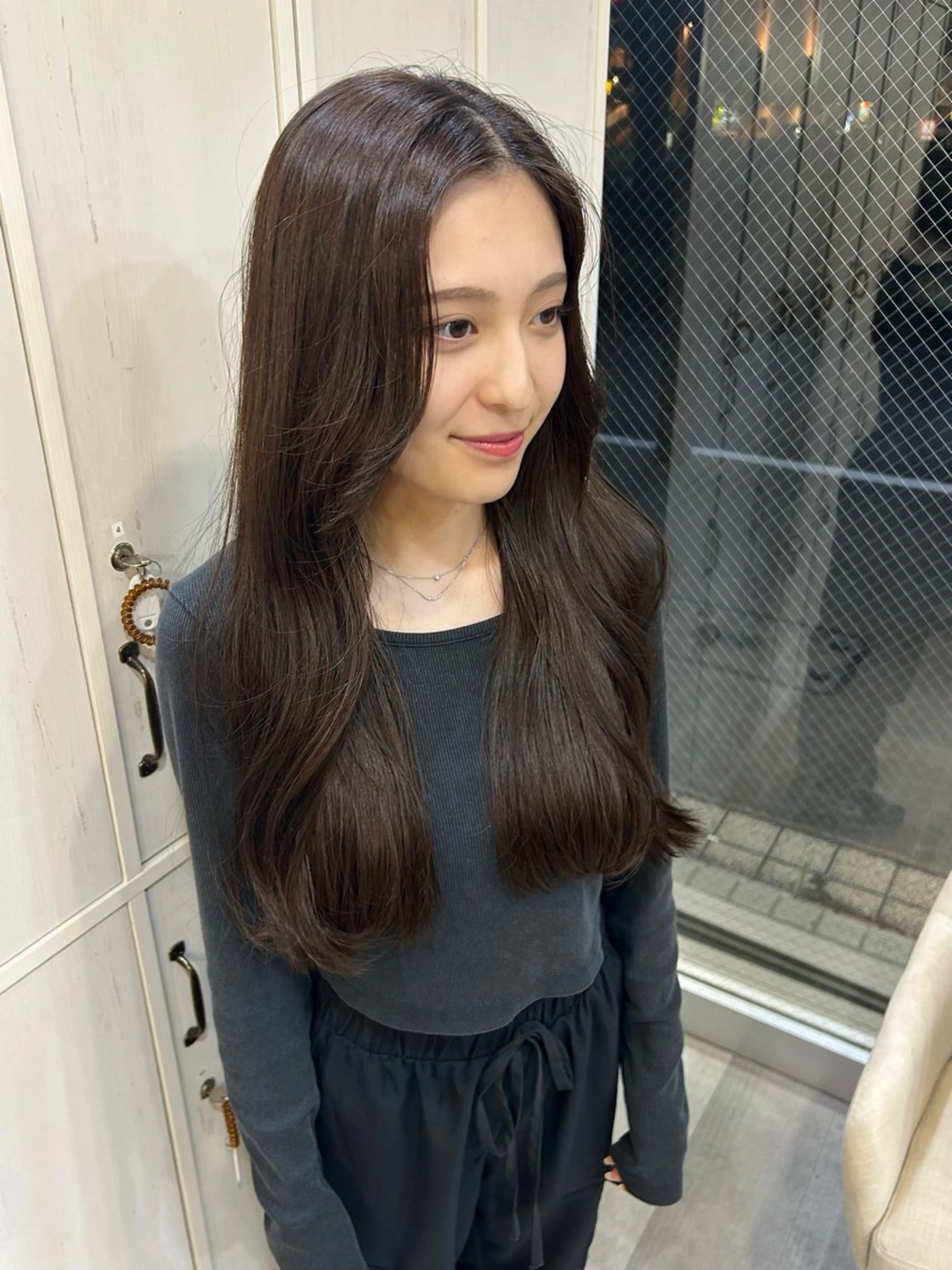 ロング カラー ブラウンカラー 伊藤 愛理のヘアスタイル