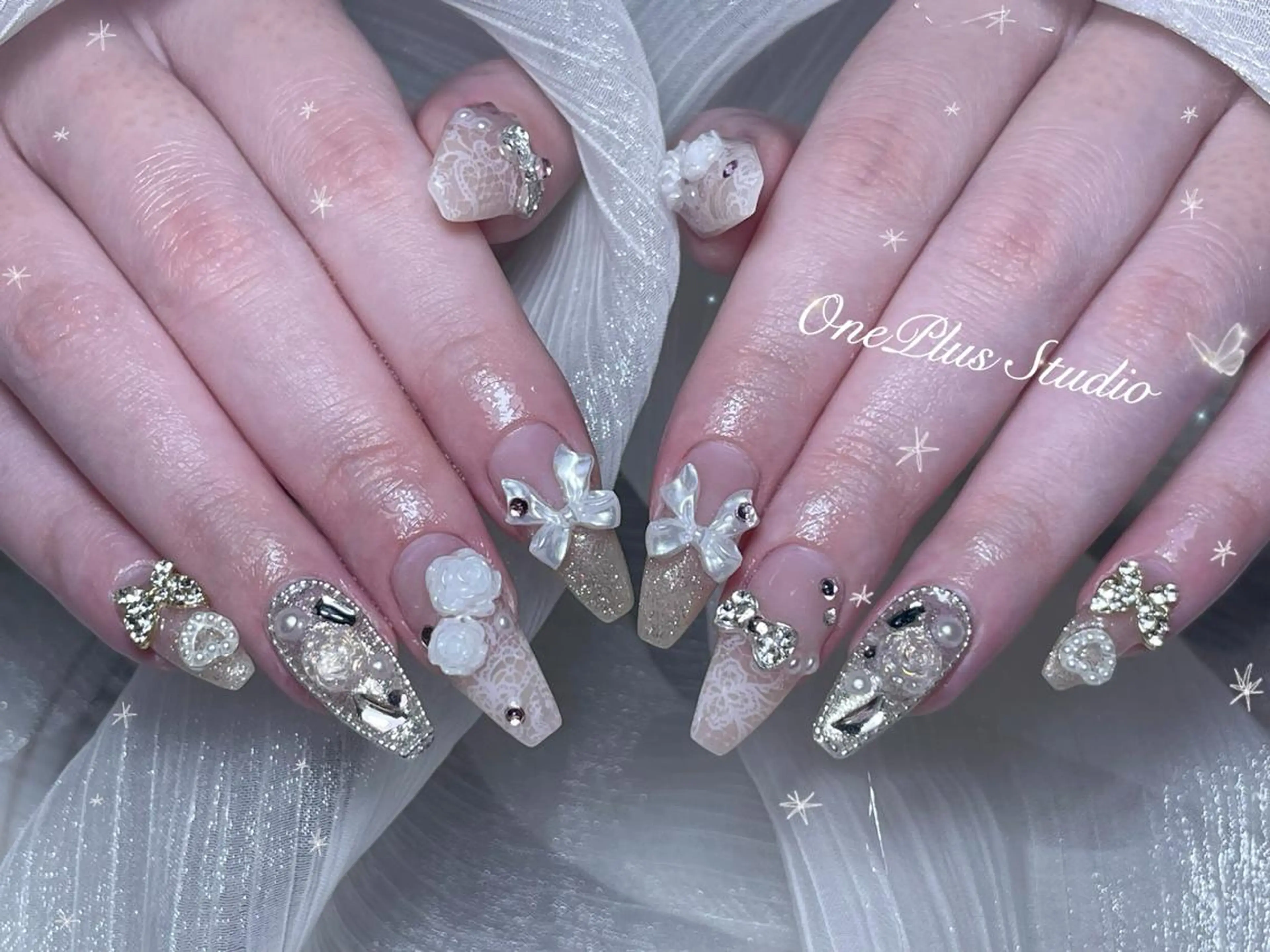 ネイル アニマル柄 ボルドー ブラウン フレンチネイル マグネットネイル haruka 🧸のネイルデザイン