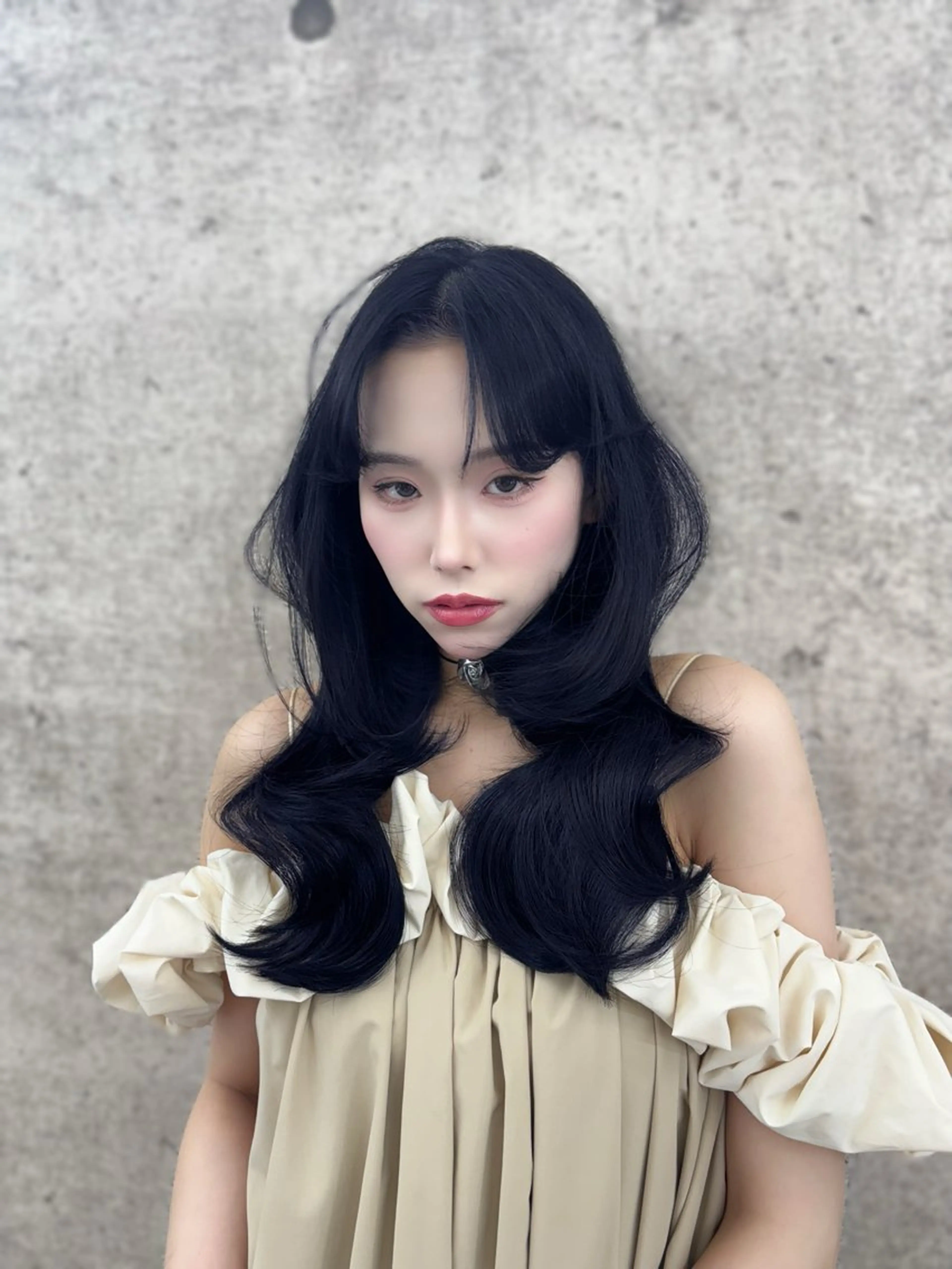 ロング カラー 黒髪 ブルーカラー ブルーブラック レイヤーカット カット ヘアカラー トリートメント 堤 翔平のヘアスタイル