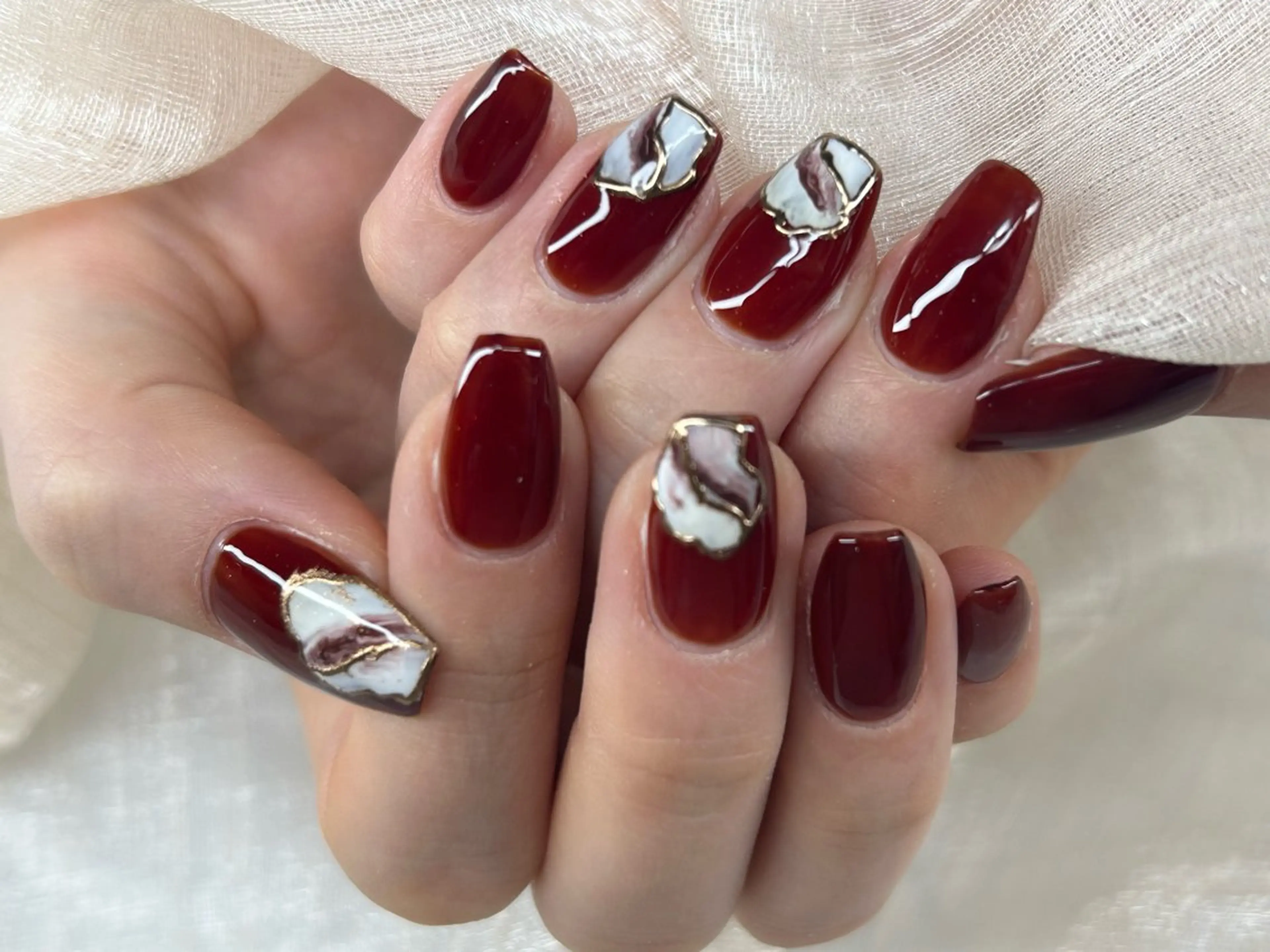 ネイル アートネイル 成人式 長さ出し フットネイル マグネットネイル ハンドネイル Lino Nailのネイルデザイン