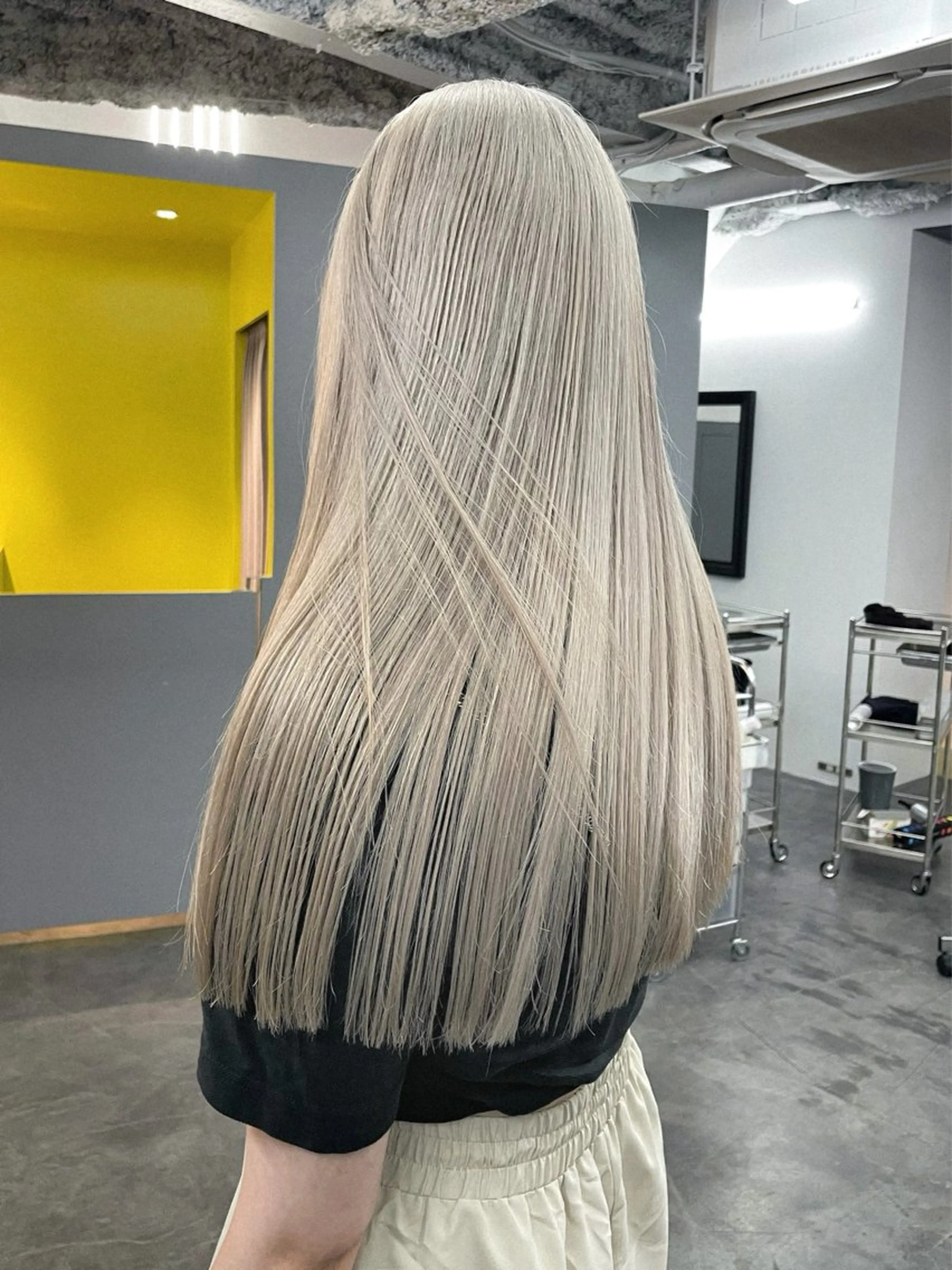 ロング カラー ヘアアレンジ グレージュ ハッシュカット/ 韓国ヘア☽⋰mahoのヘアスタイル