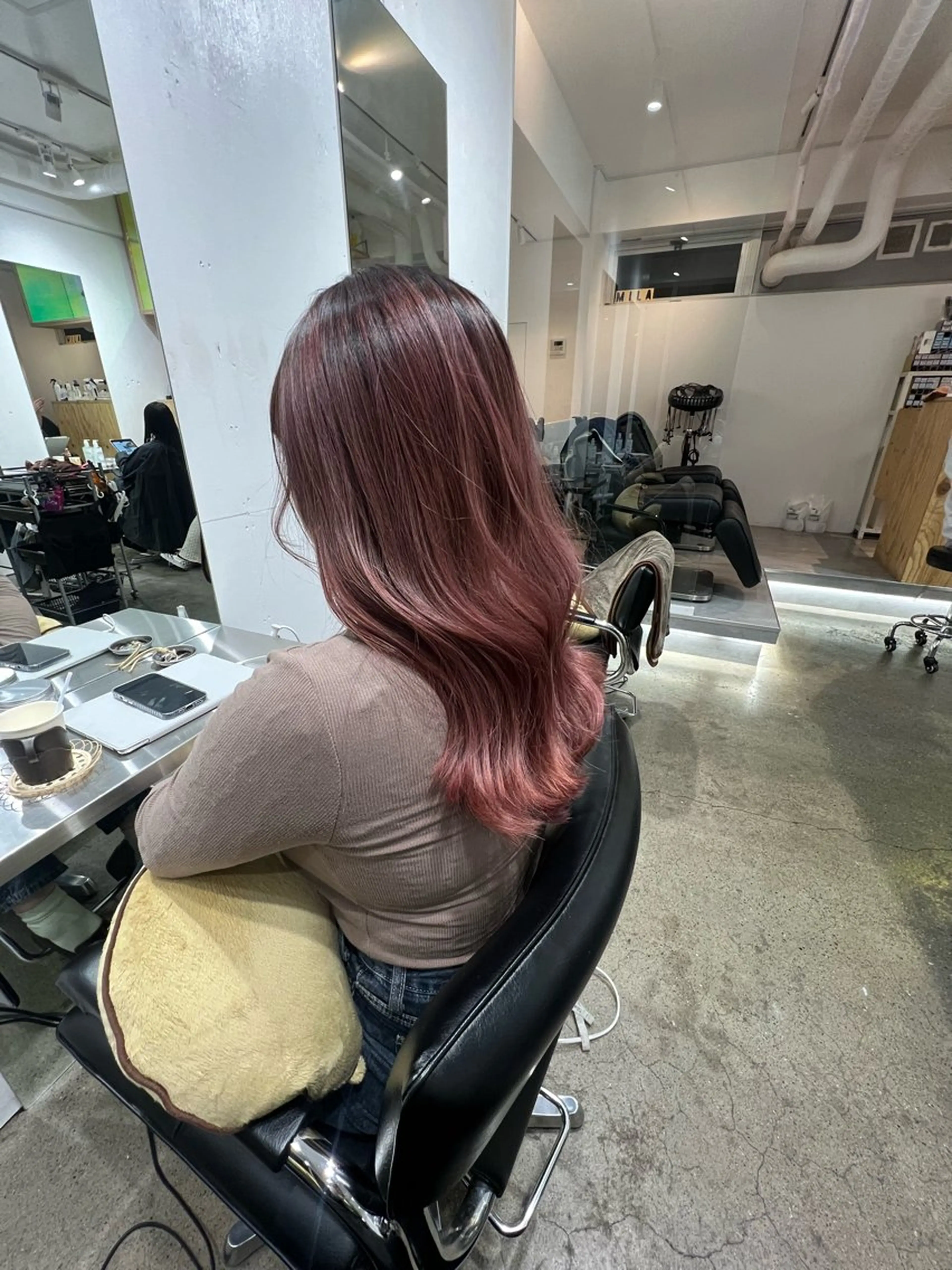 ロング カラー バレイヤージュ レイヤーカット ヘアカラー トリートメント ✨髪質改善矯正× ブリーチ✨YU-KIのヘアスタイル