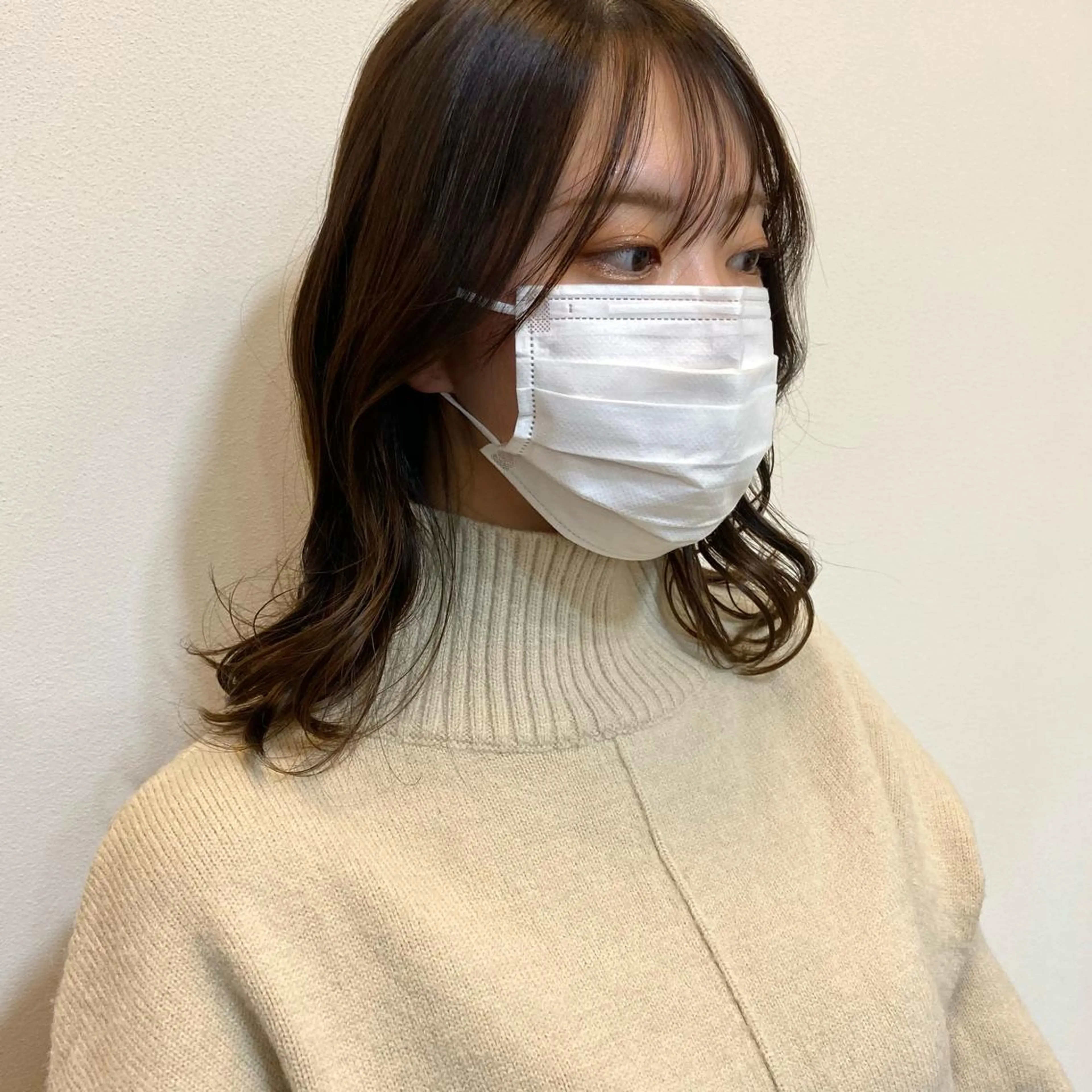 ミディアム カラー ベージュカラー ブリーチ ケアブリーチ 透明感カラー ダブルカラー mai 🥀 パーマモデル募集🌀のヘアスタイル