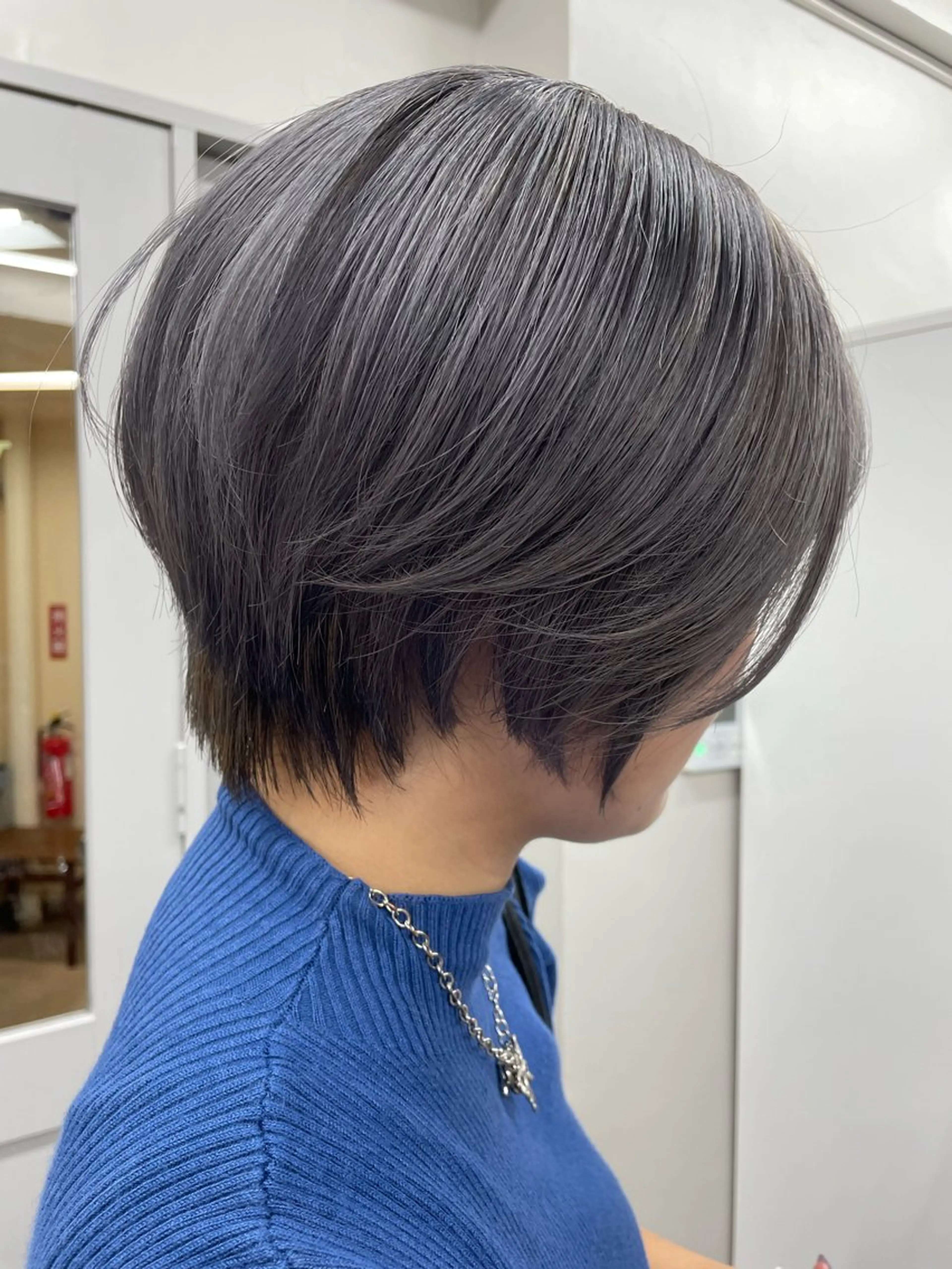 ショート カラー ヘアカラー 🌸柔らかハイトーン 🧃Shionのヘアスタイル