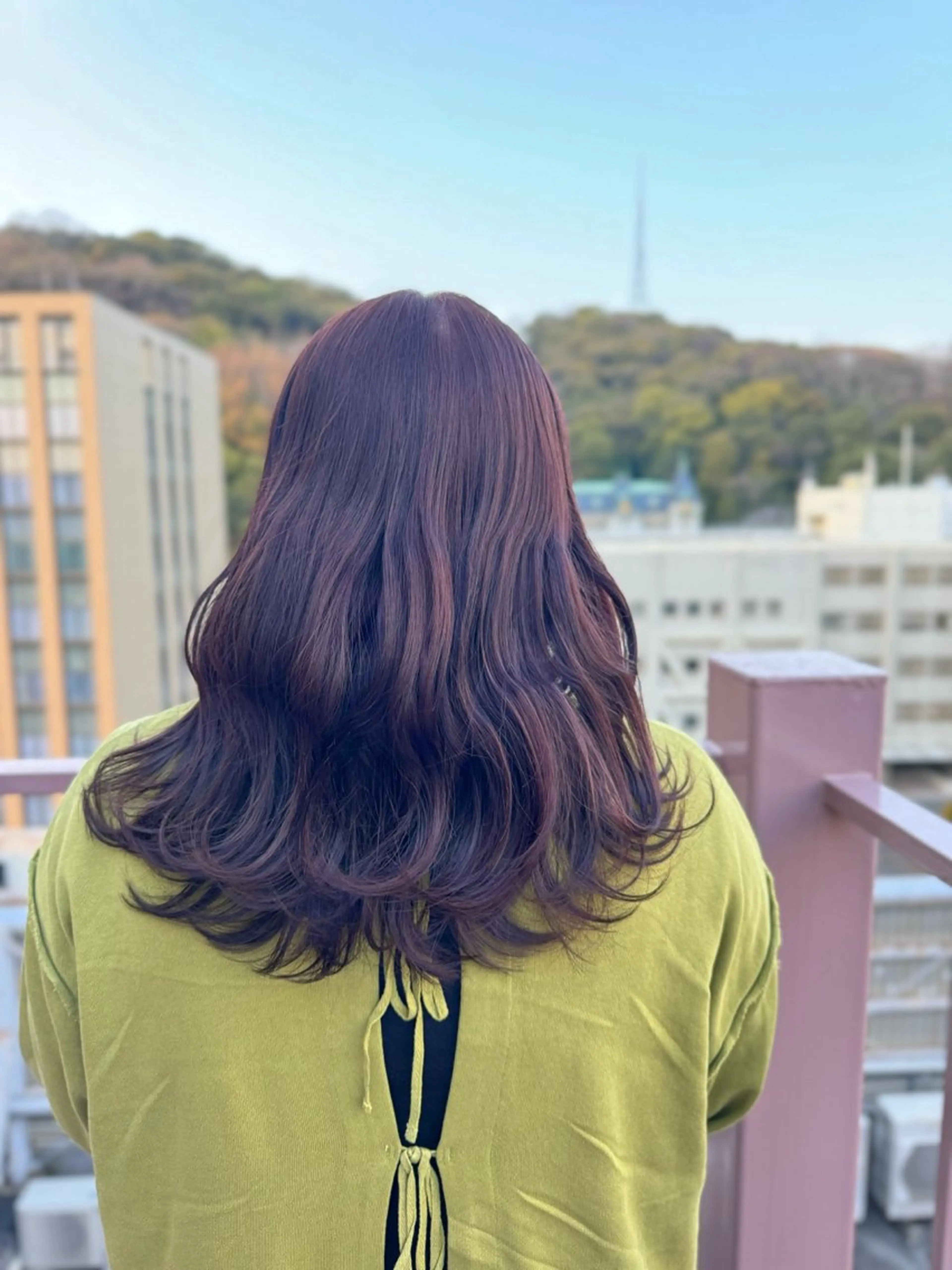 セミロング カラー ピンクカラー ピンクパープル パープルカラー ヘアカラー Viage （ビアージュ）のヘアスタイル