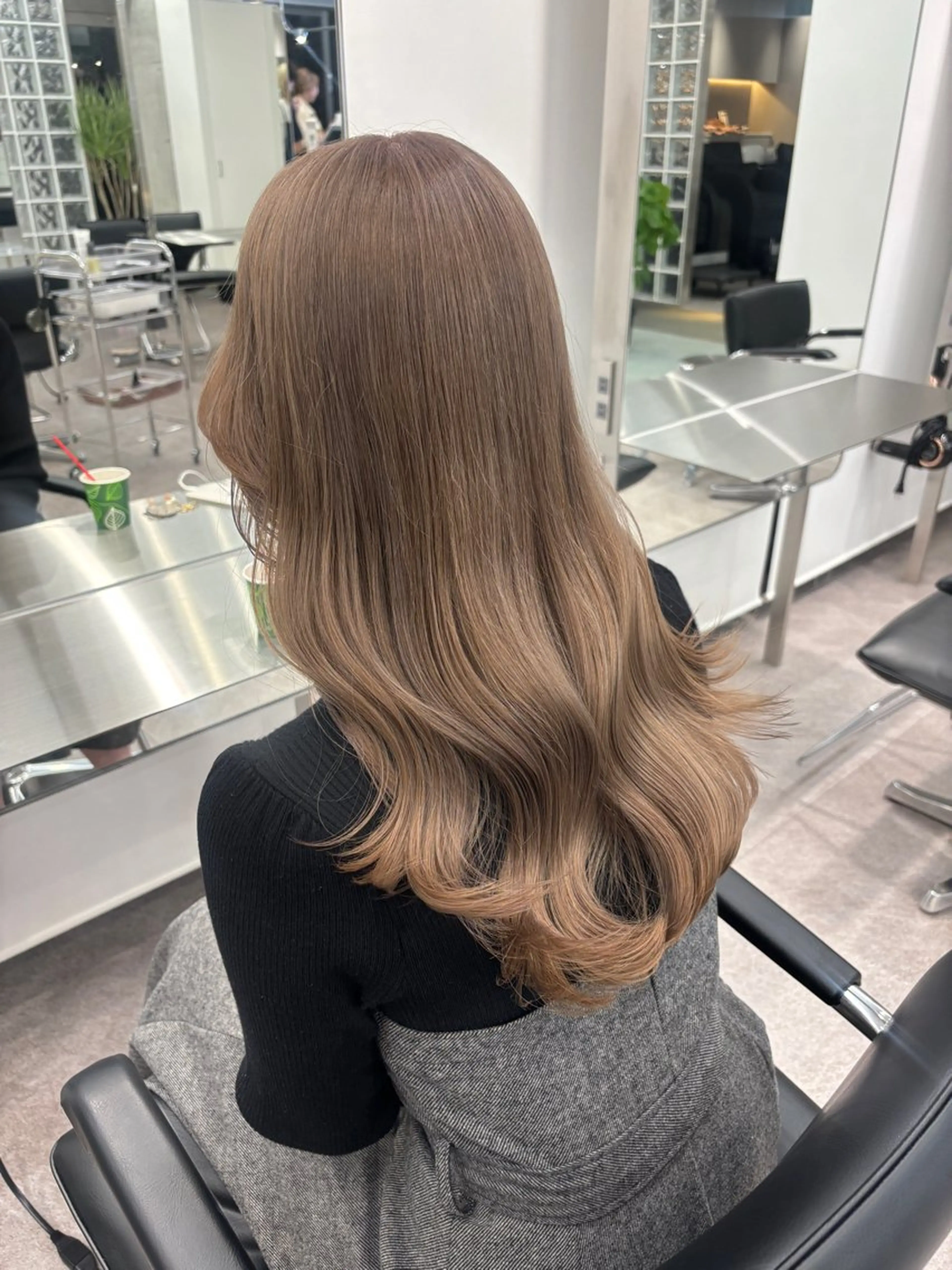 セミロング カラー ベージュカラー ミルクティーベージュ soigné所属・カットモデル募集 /RIO🩰のヘアスタイル