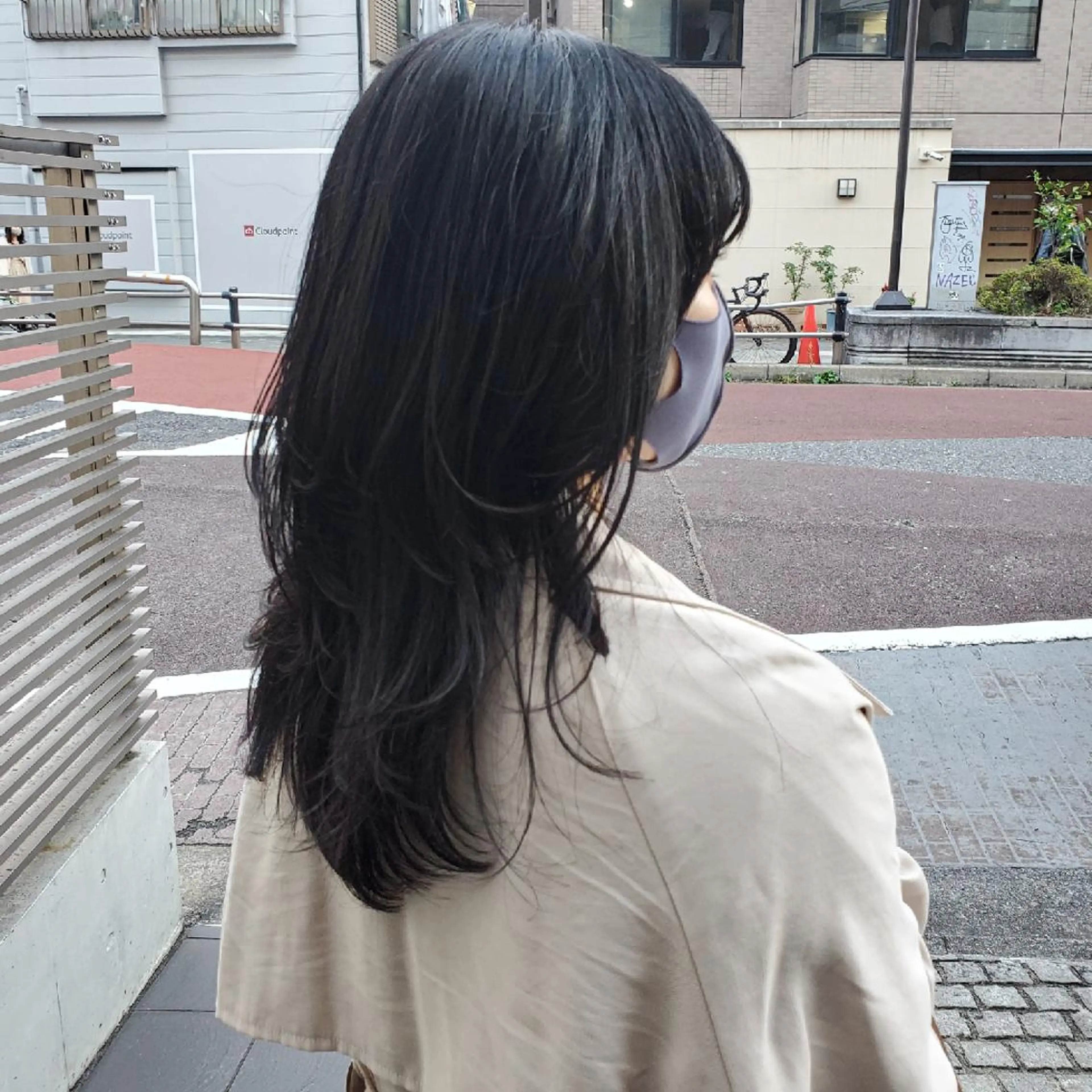 セミロング ハッシュカット 韓国レイヤー　 suzuのヘアスタイル