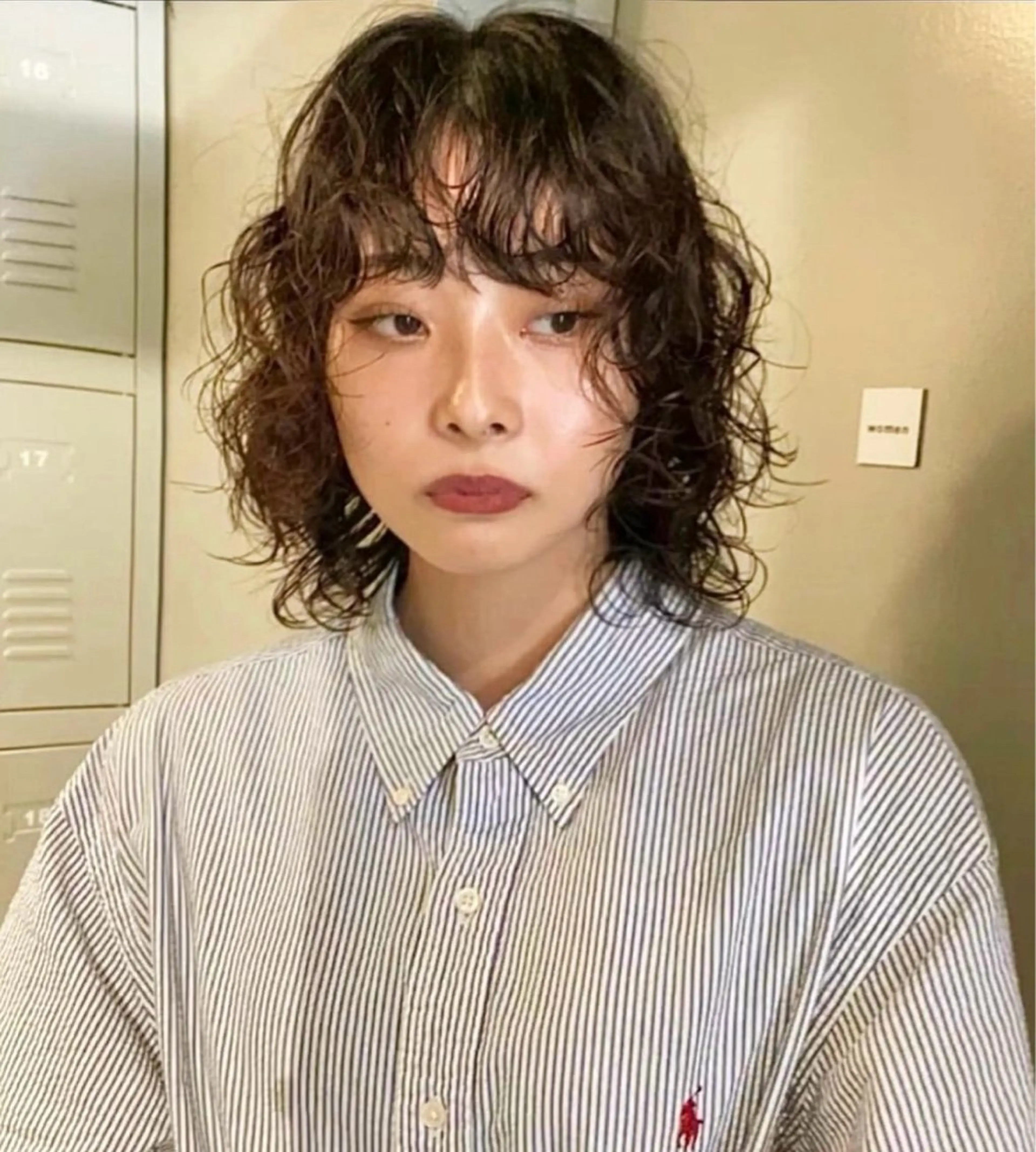 ミディアム パーマ ミディアムパーマ レイヤーパーマ🪐 伽羅のヘアスタイル