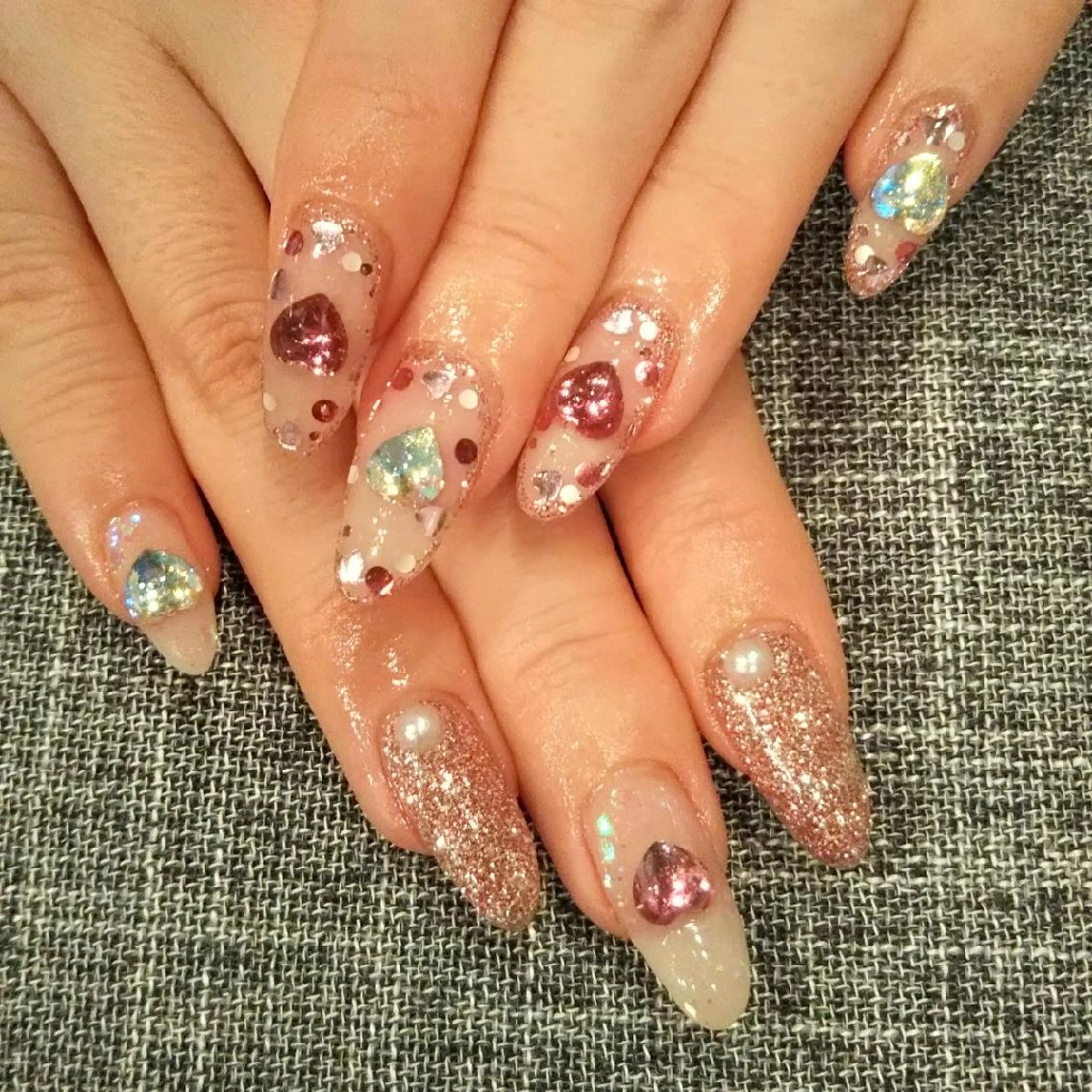 ネイル ゴージャス ハート private salon mieのネイルデザイン