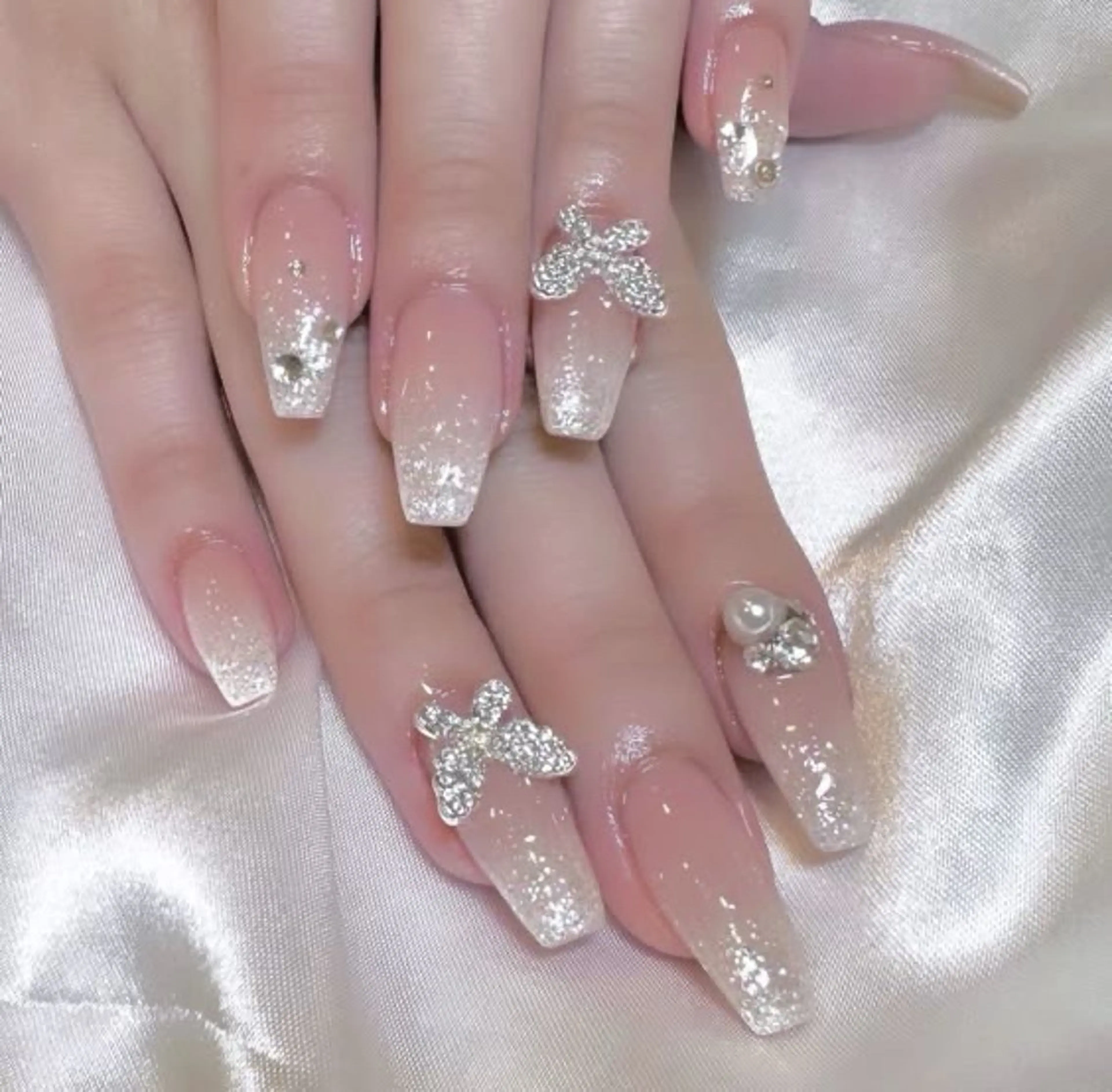 ネイル 韓国ネイル 持ち込み ニュアンスネイル ネイルチップ ハンドネイル JENNY ANA.CHUOのネイルデザイン