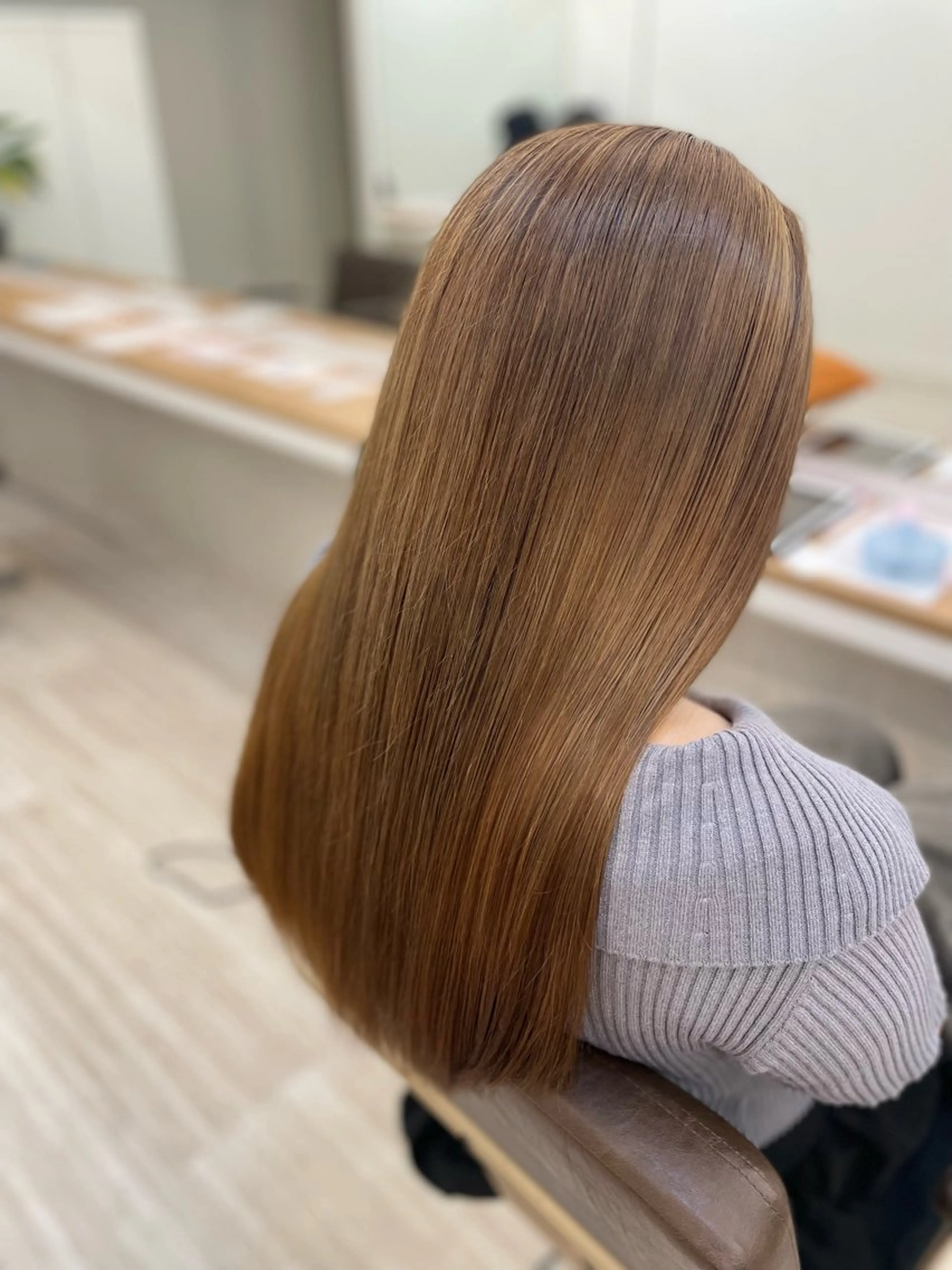 ロング カラー 山下 柚奈のヘアスタイル
