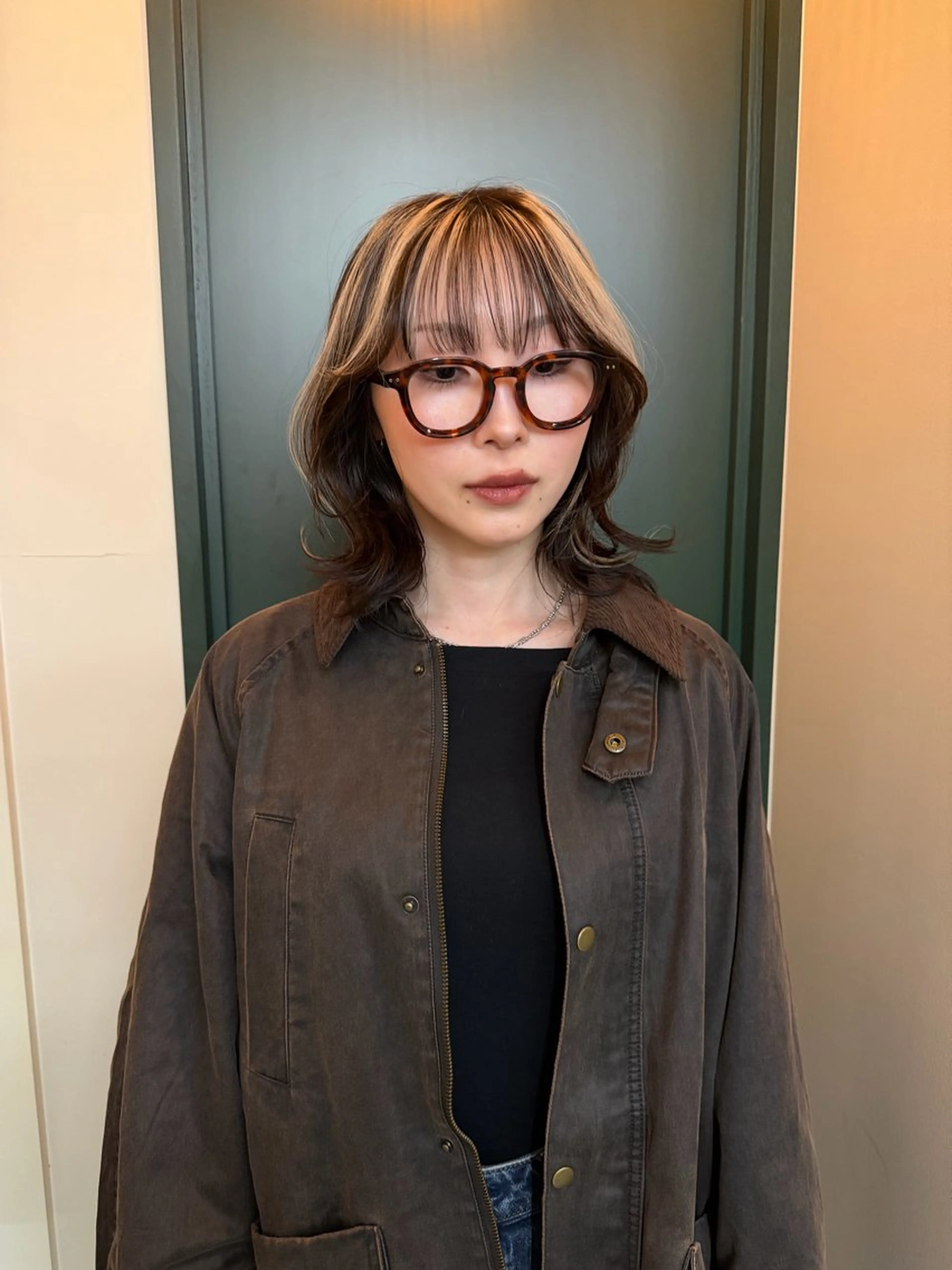 ミディアム カラー カット ヘアカラー ハイトーンカラー/ さらさのヘアスタイル