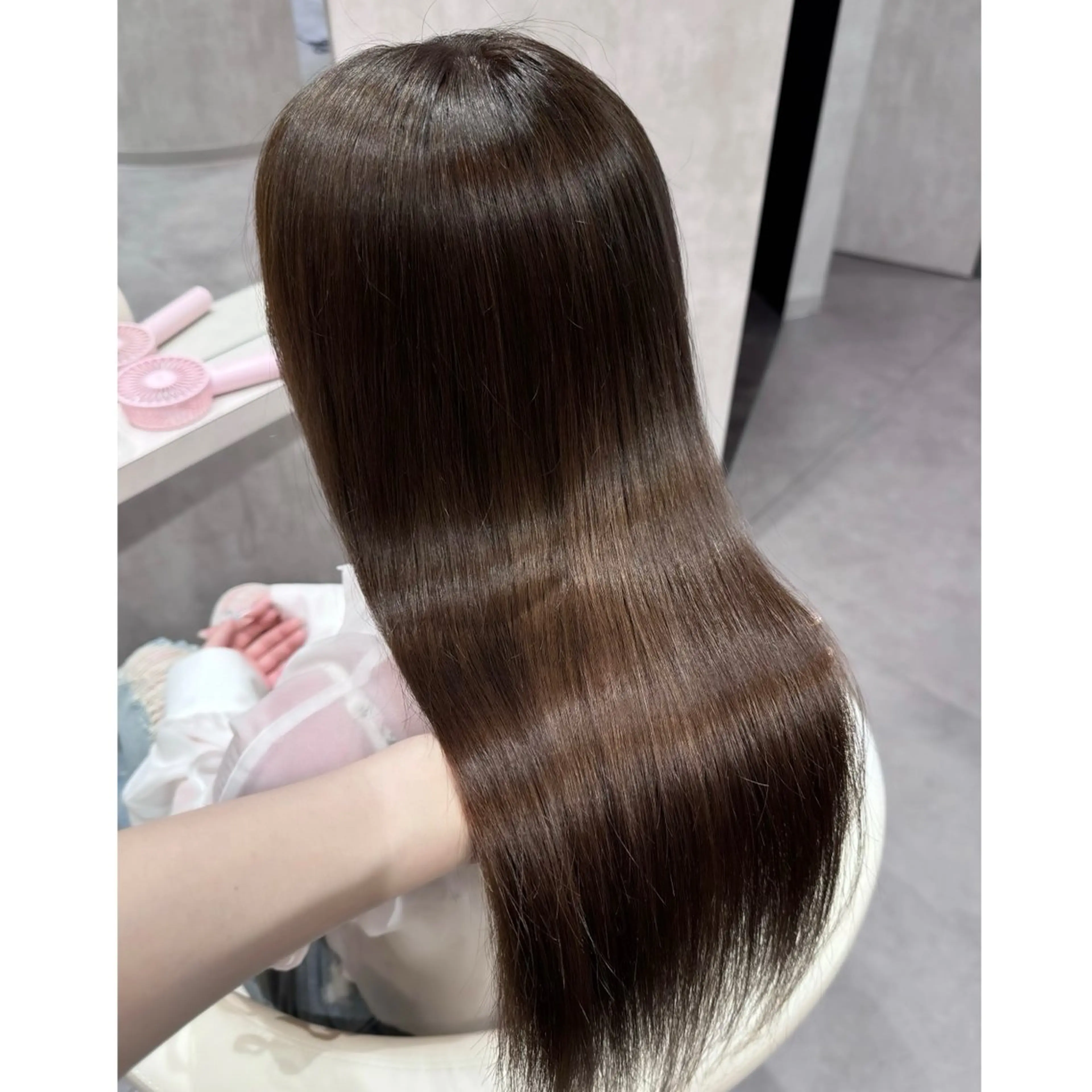 ロング カラー ブリーチ ヘアカラー LOTTA CUCCI所属・miyu /トレンド カラー×艶髪のヘアスタイル