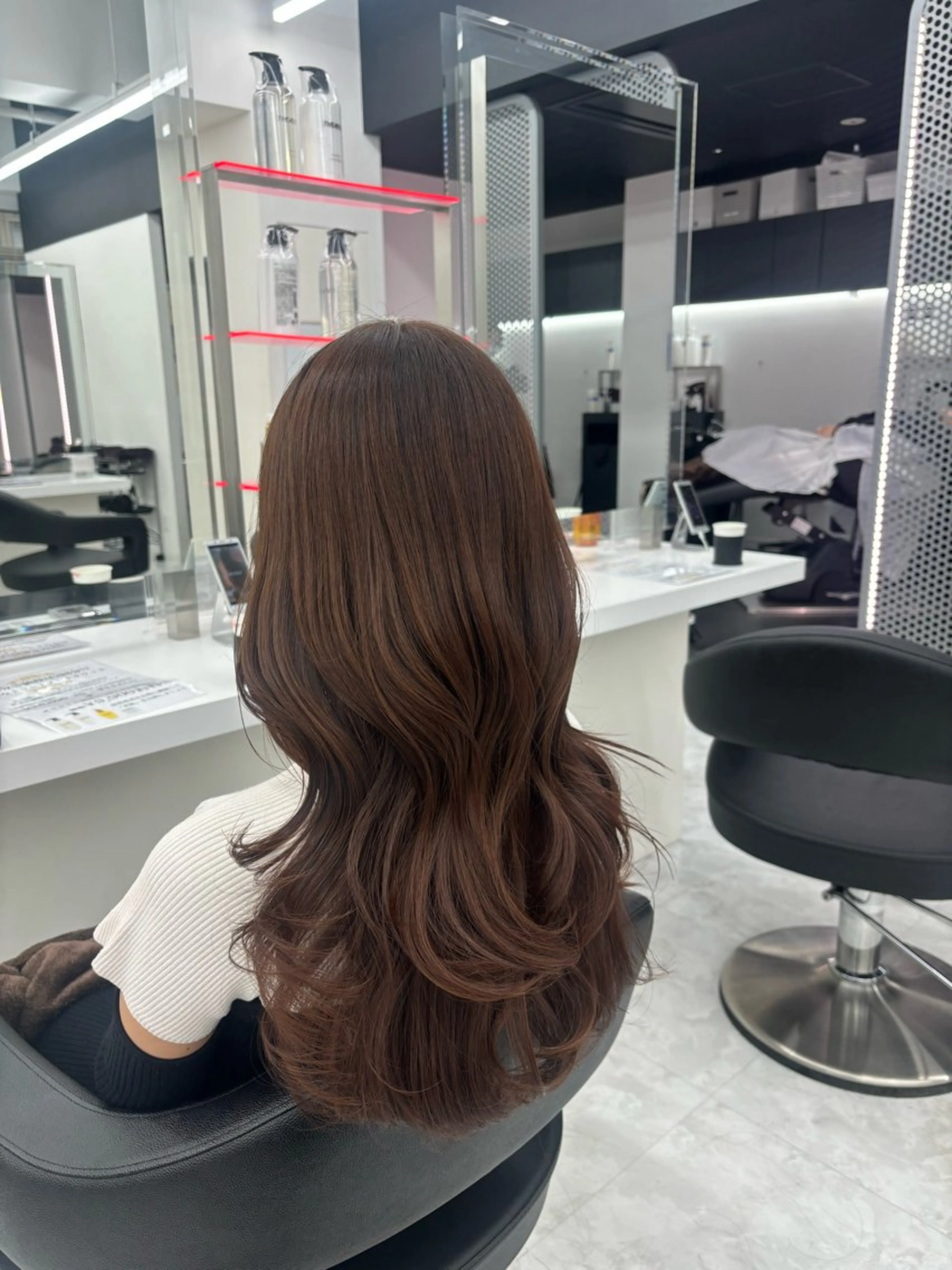 ロング カラー 🤍レイヤー/顔周り 暖色hirari🤍のヘアスタイル