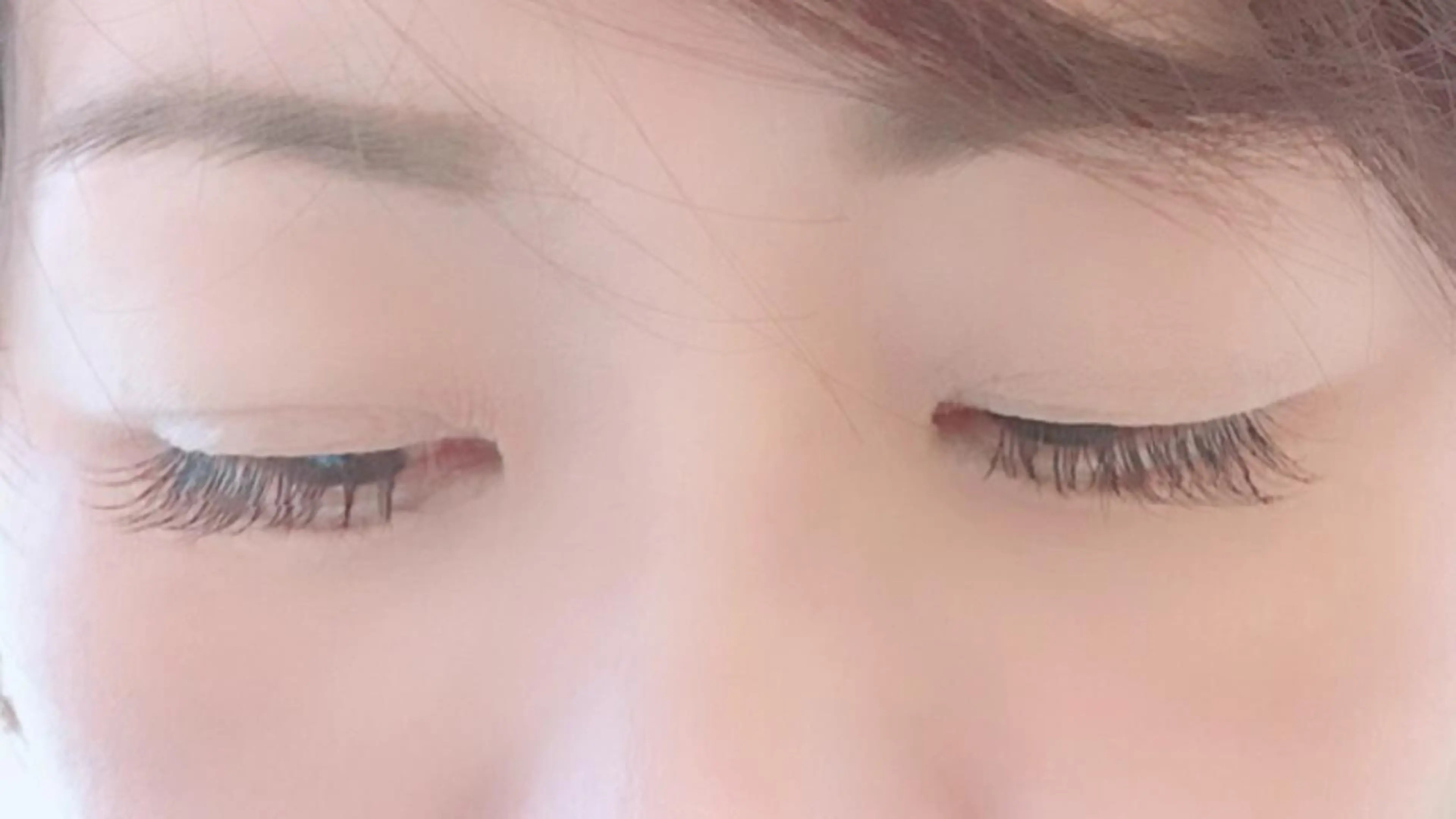 マツエク・マツパ Cカール フラットラッシュ 目尻長め Nail&Eye ONNAILのネイルデザイン