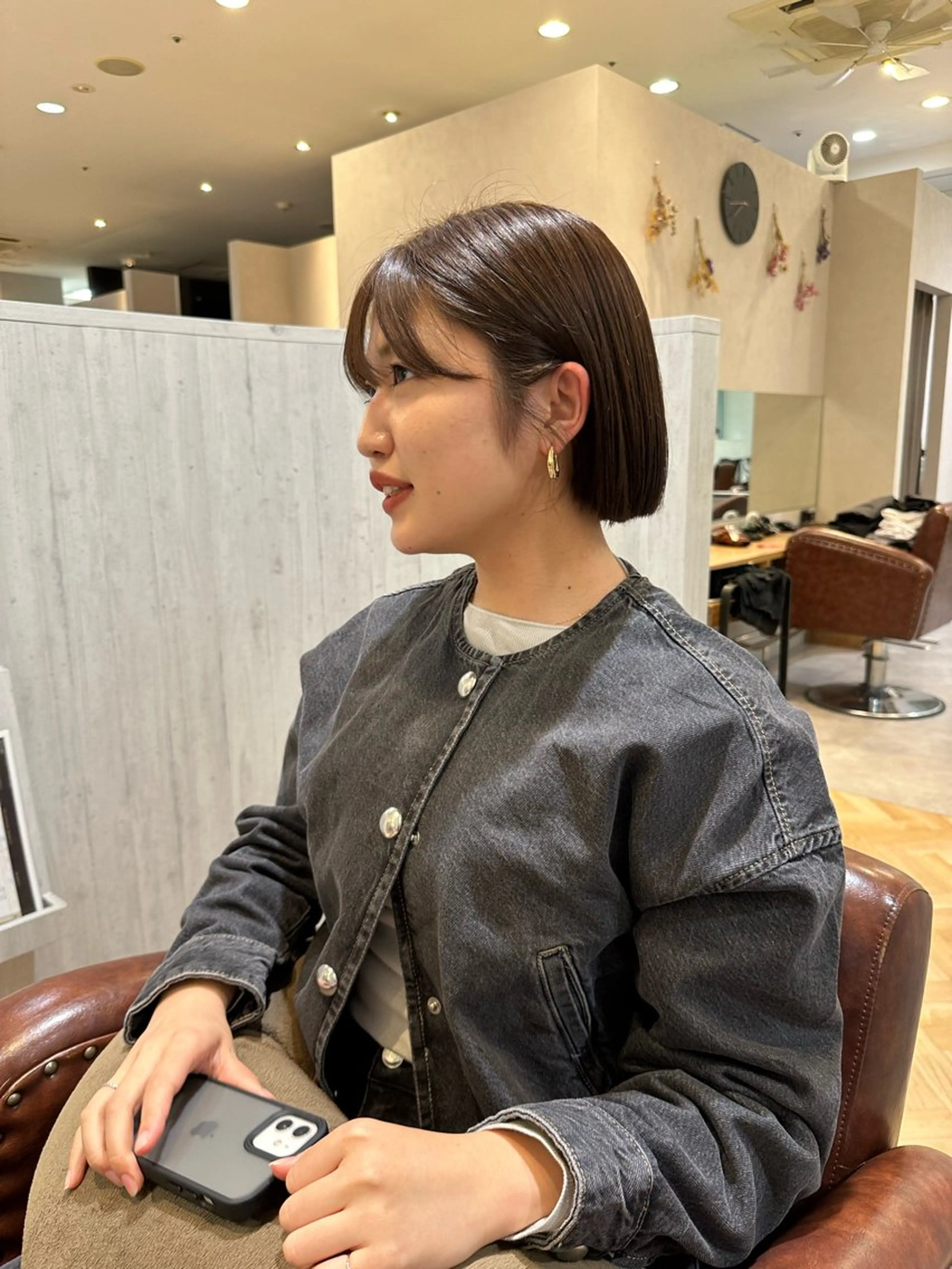 ミディアム 切りっぱなしボブ ボブ airi カットモデル募集✂︎のヘアスタイル