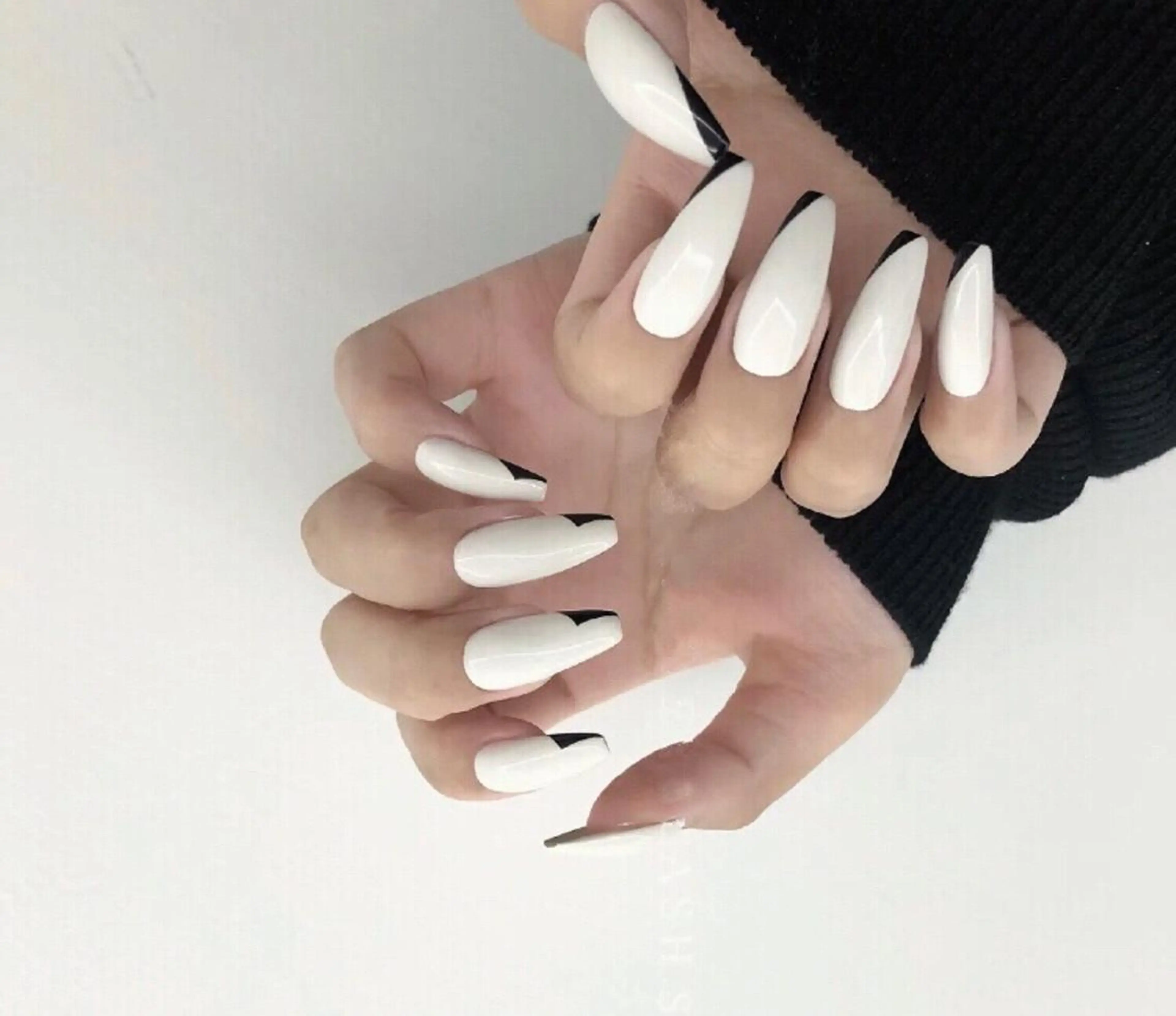 アクリルスカルプ+ジェルアート1時間やり放題の写真