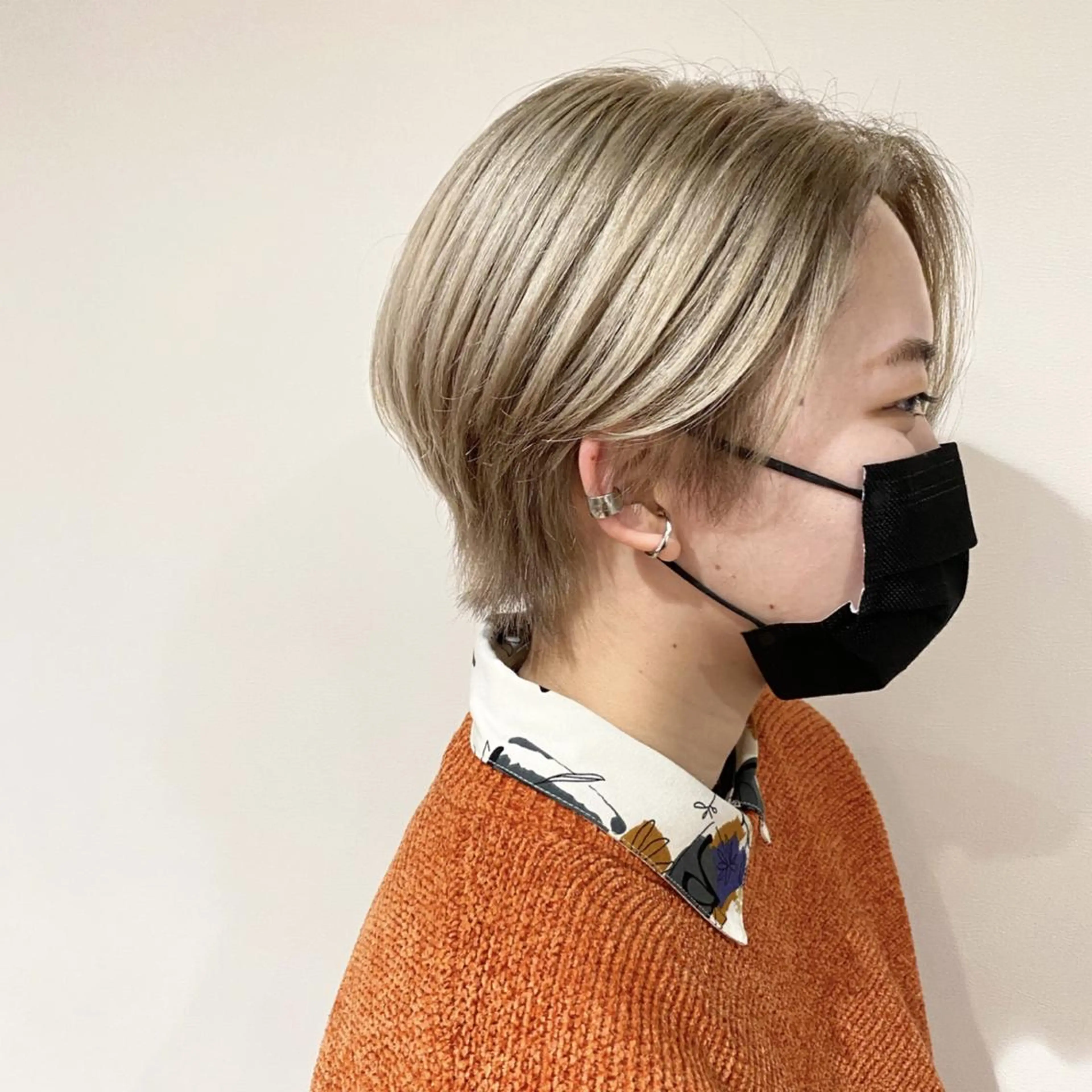 ショート アッシュ ボブ 髪質改善 レイヤーカット ショートヘア カット ヘアカラー ショート〜ミディアム 喜多司のヘアスタイル