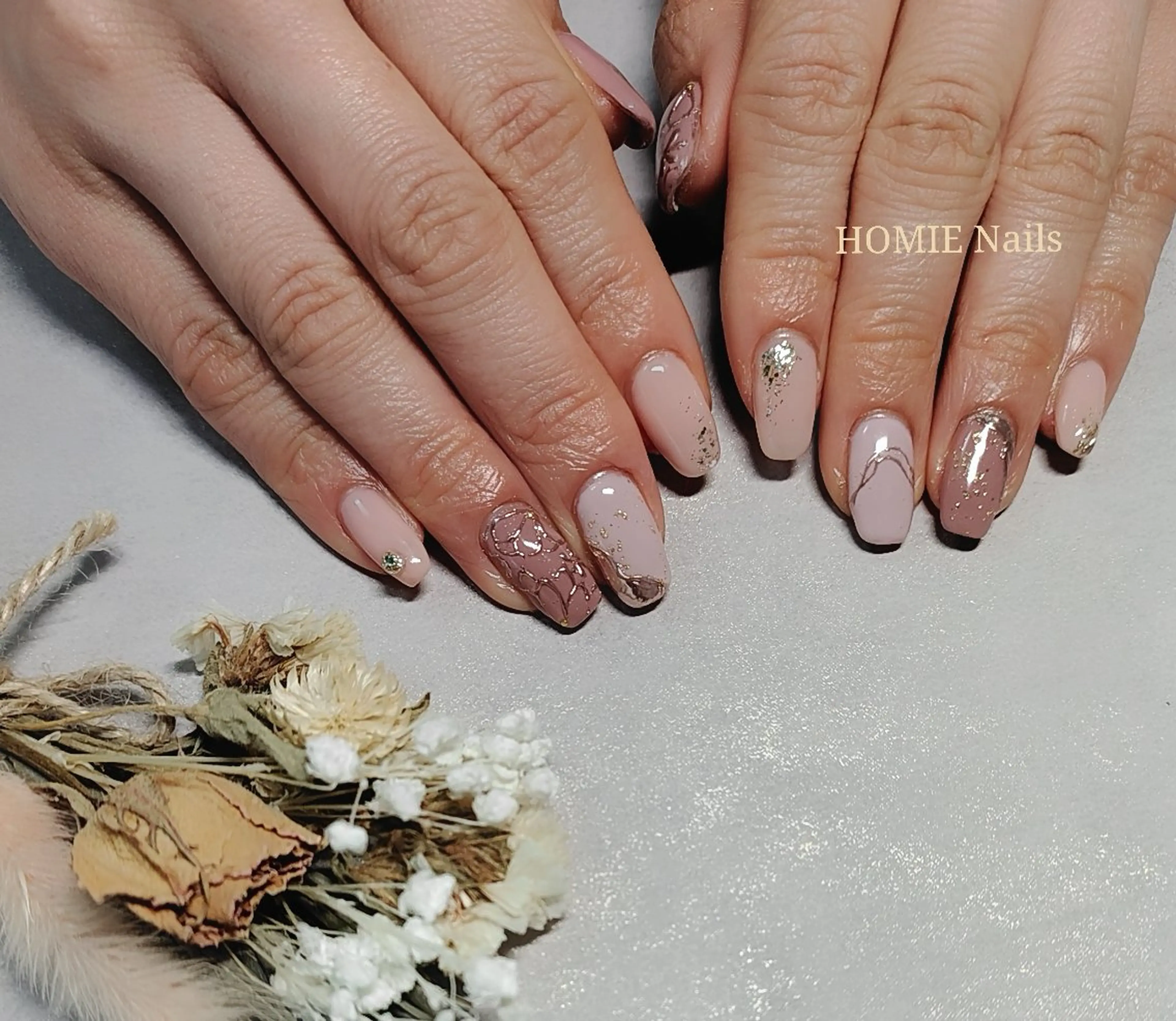 ネイル ニュアンスネイル ハンドネイル フットネイル オフザリップパーク Asamiのネイルデザイン