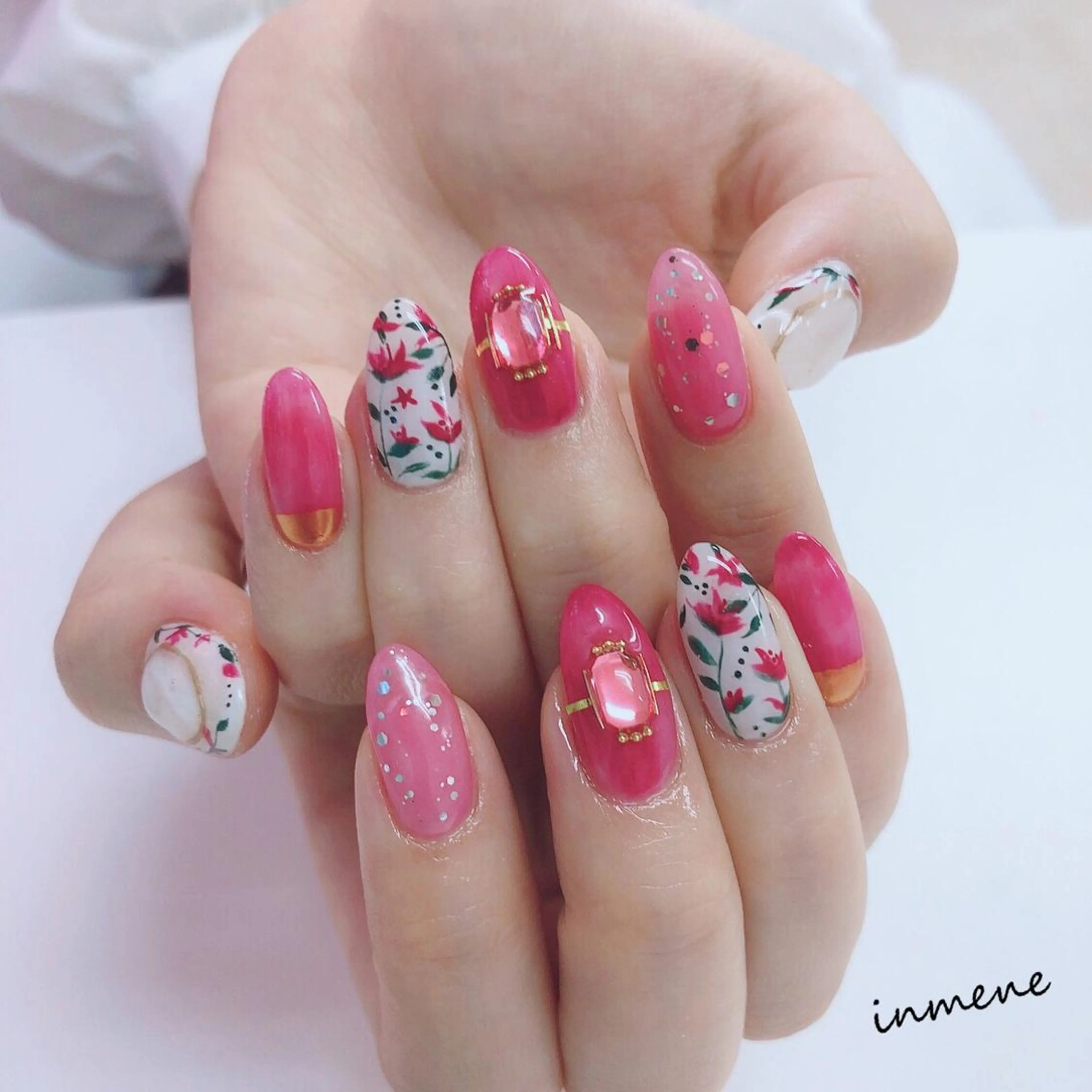 ネイル ハンドネイル IN MENE所属・IN MENEのネイルデザイン