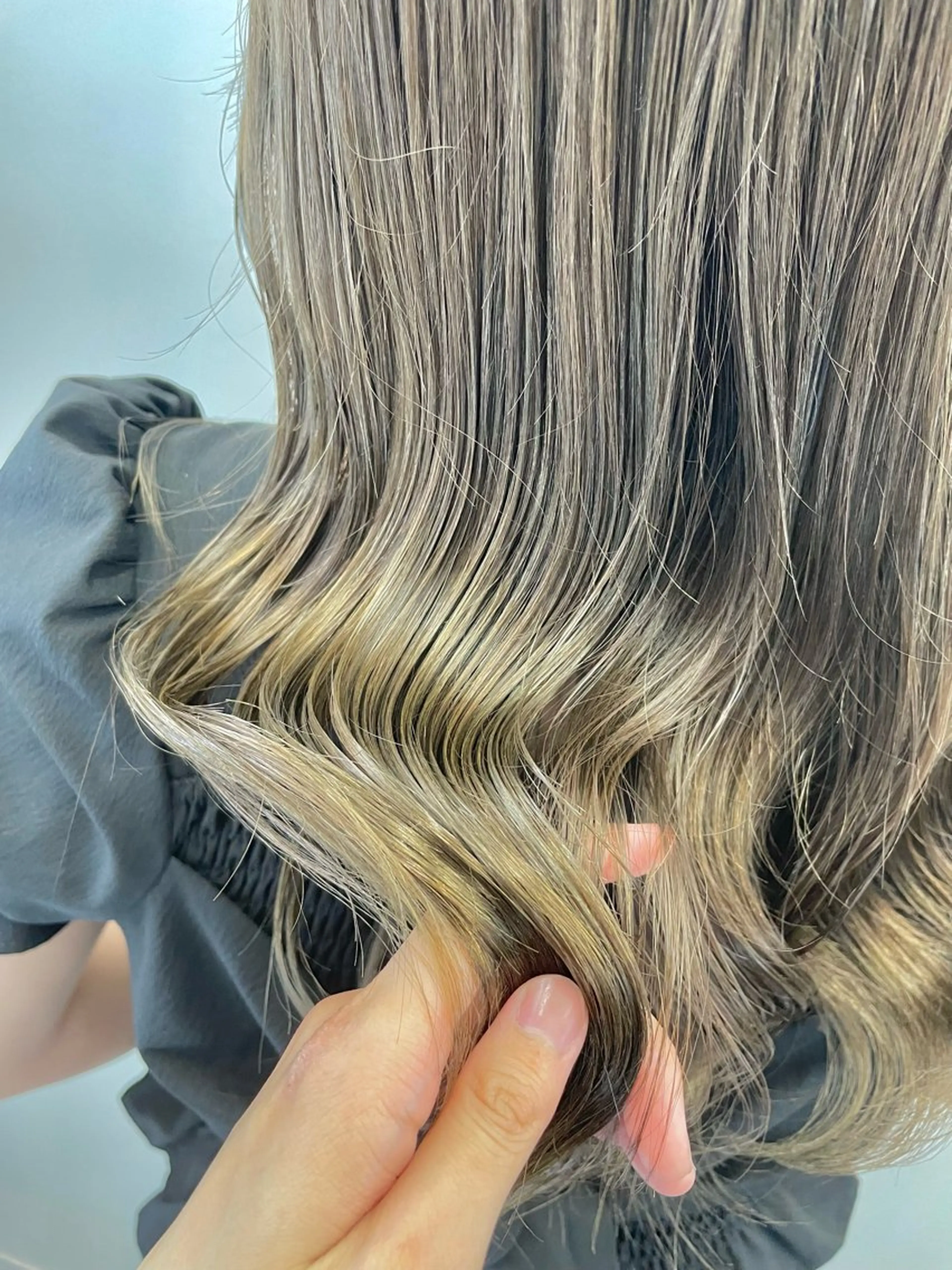 セミロング カラー グレージュ ダブルカラー🦖 /髪質改善⚡️しおりのヘアスタイル