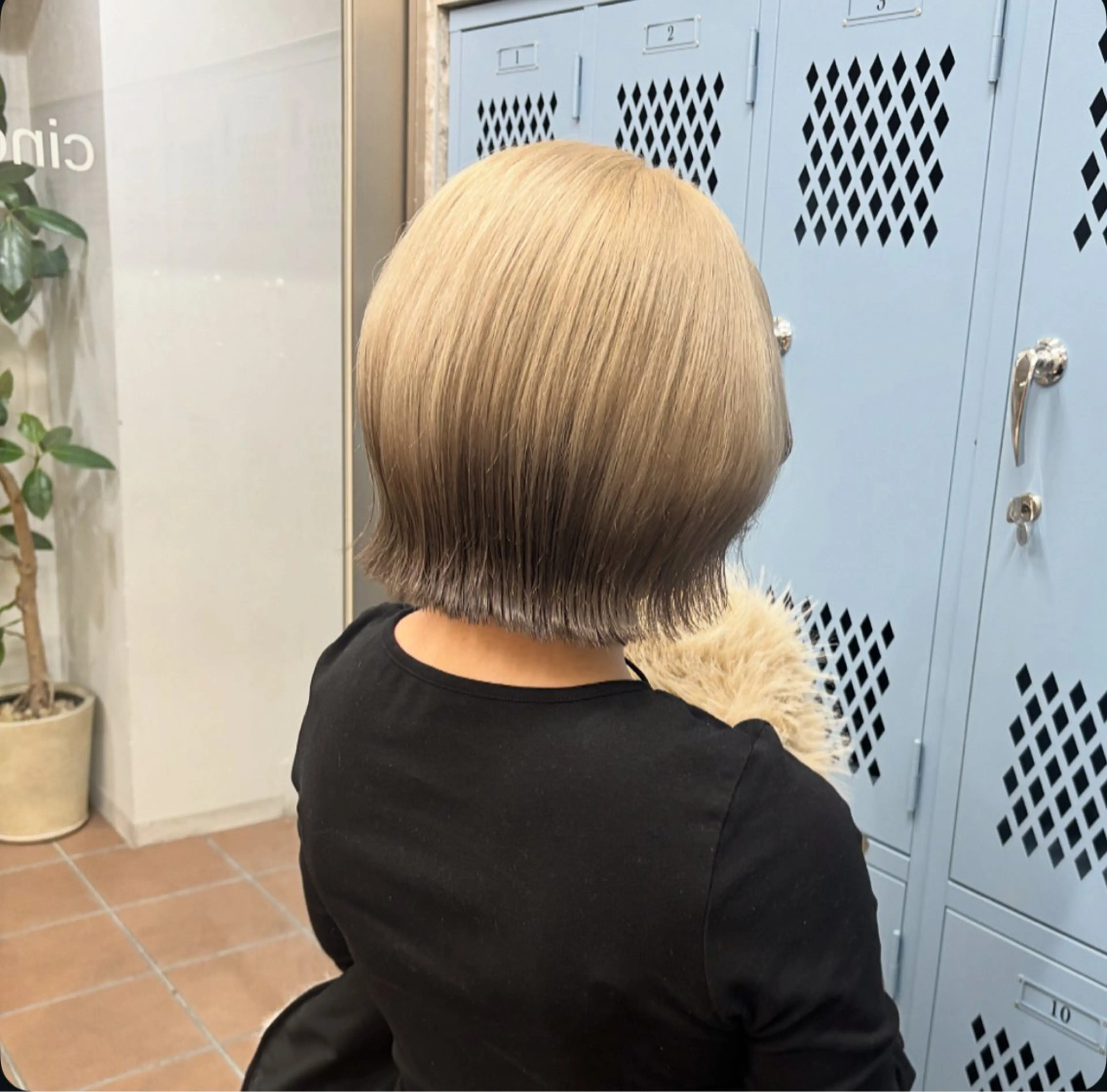 ショート カラー ヘアカラー ハイトーン/ラベンダ ー/ユイナ🪄のヘアスタイル