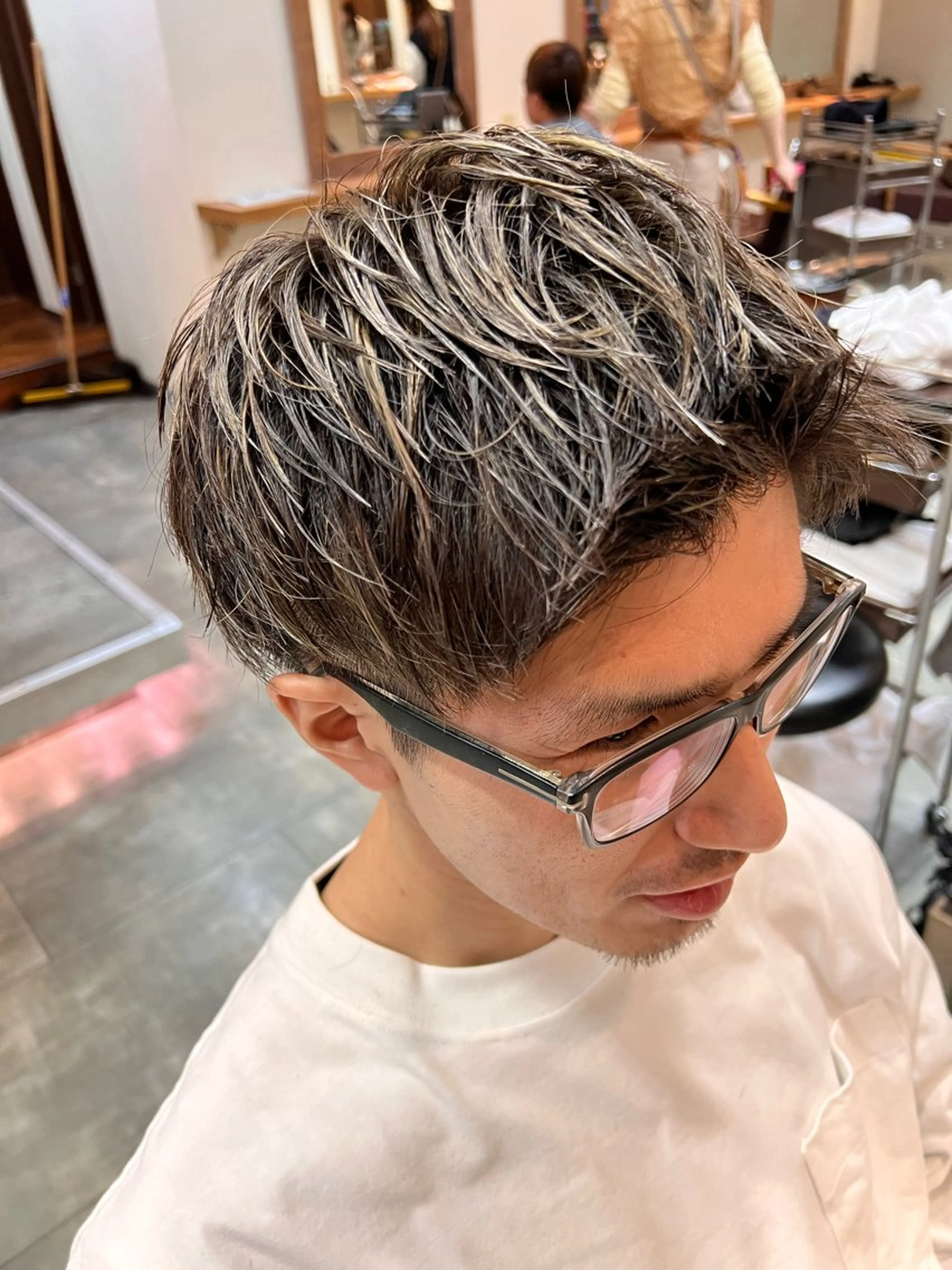 カラー メンズ little  porto所属・透明感・艶感 小坂隼斗のヘアスタイル