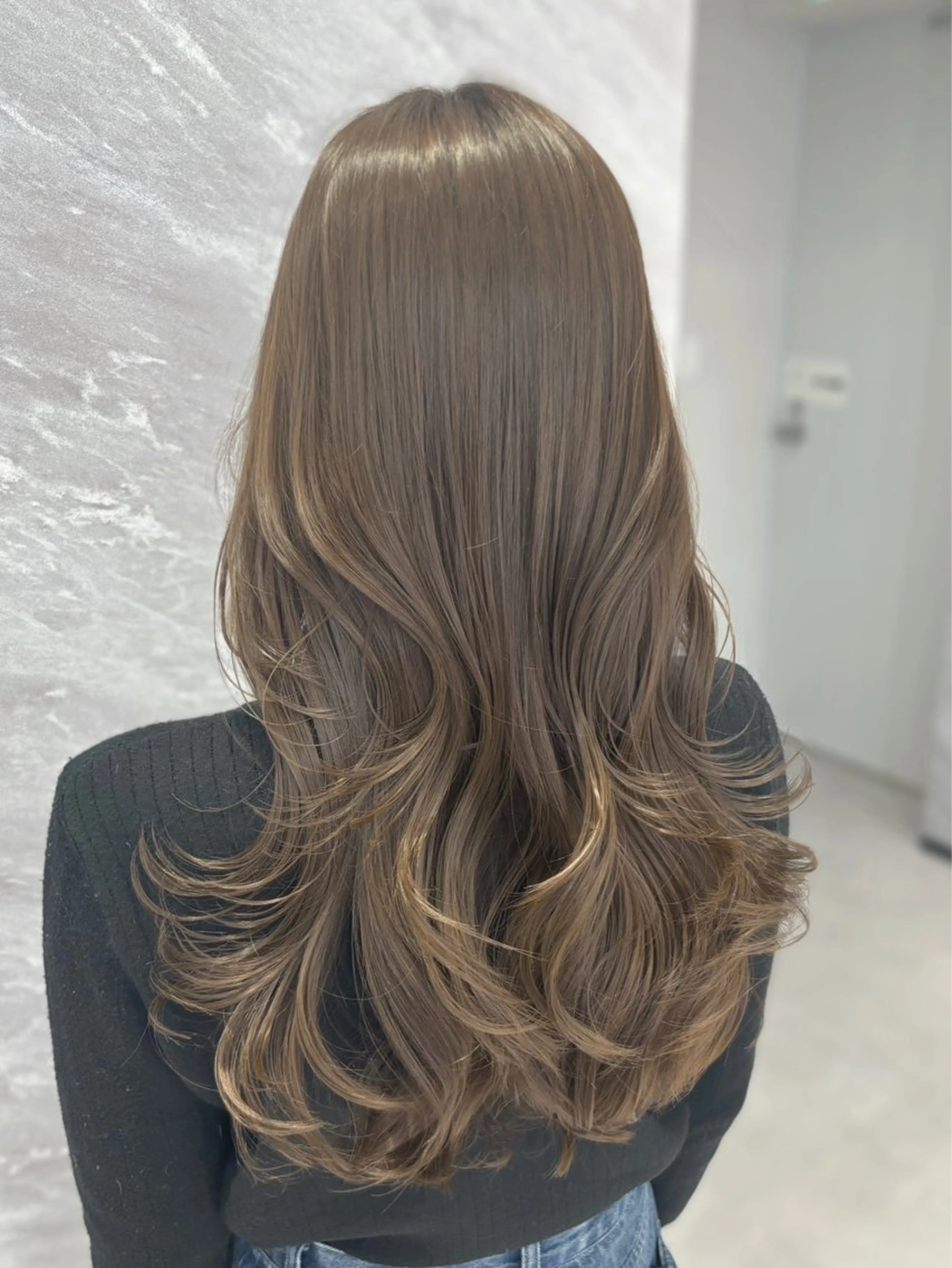 ロング カラー Ardore ventoのヘアスタイル