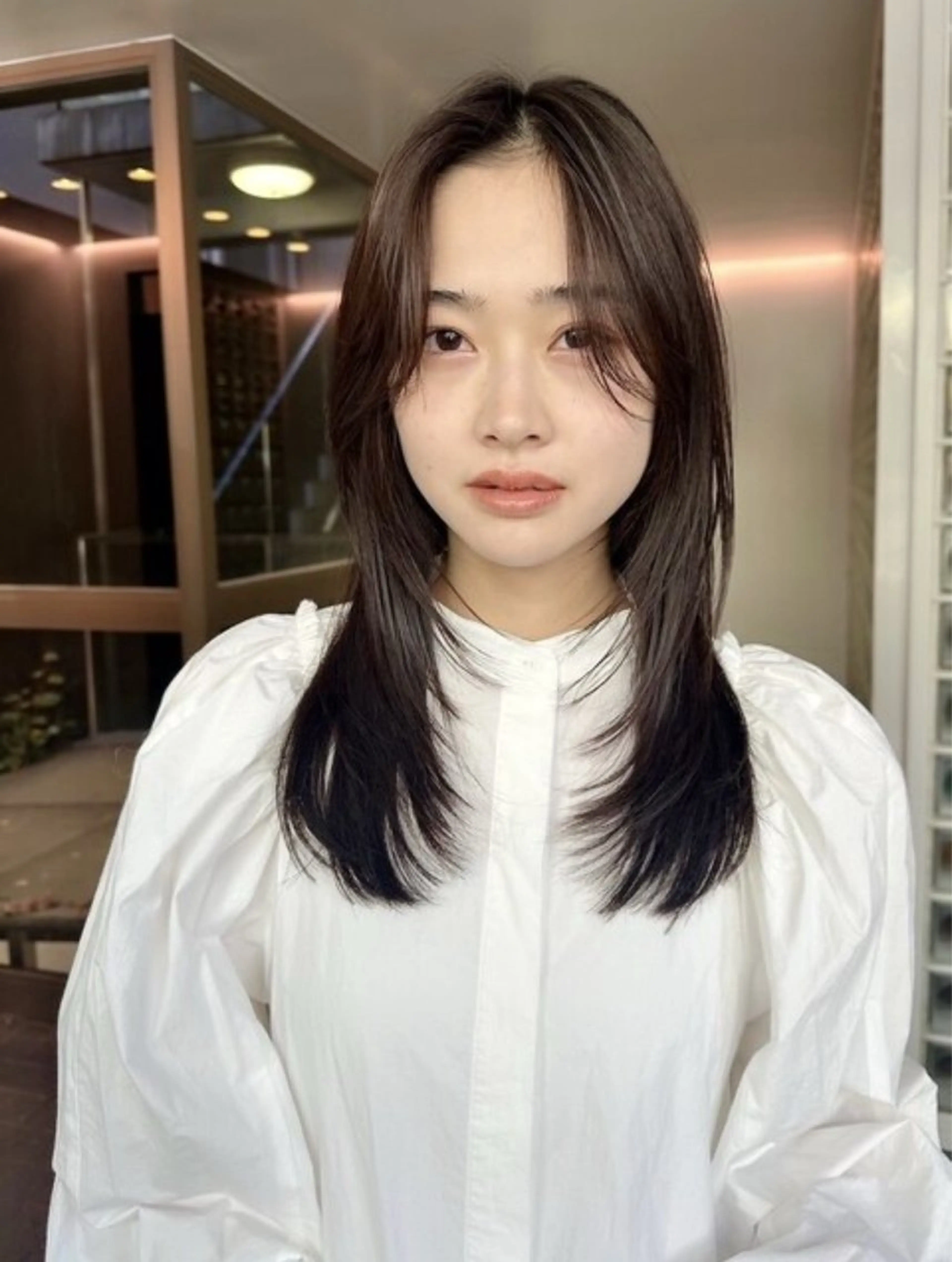 ミディアム カット 本田 聖のヘアスタイル