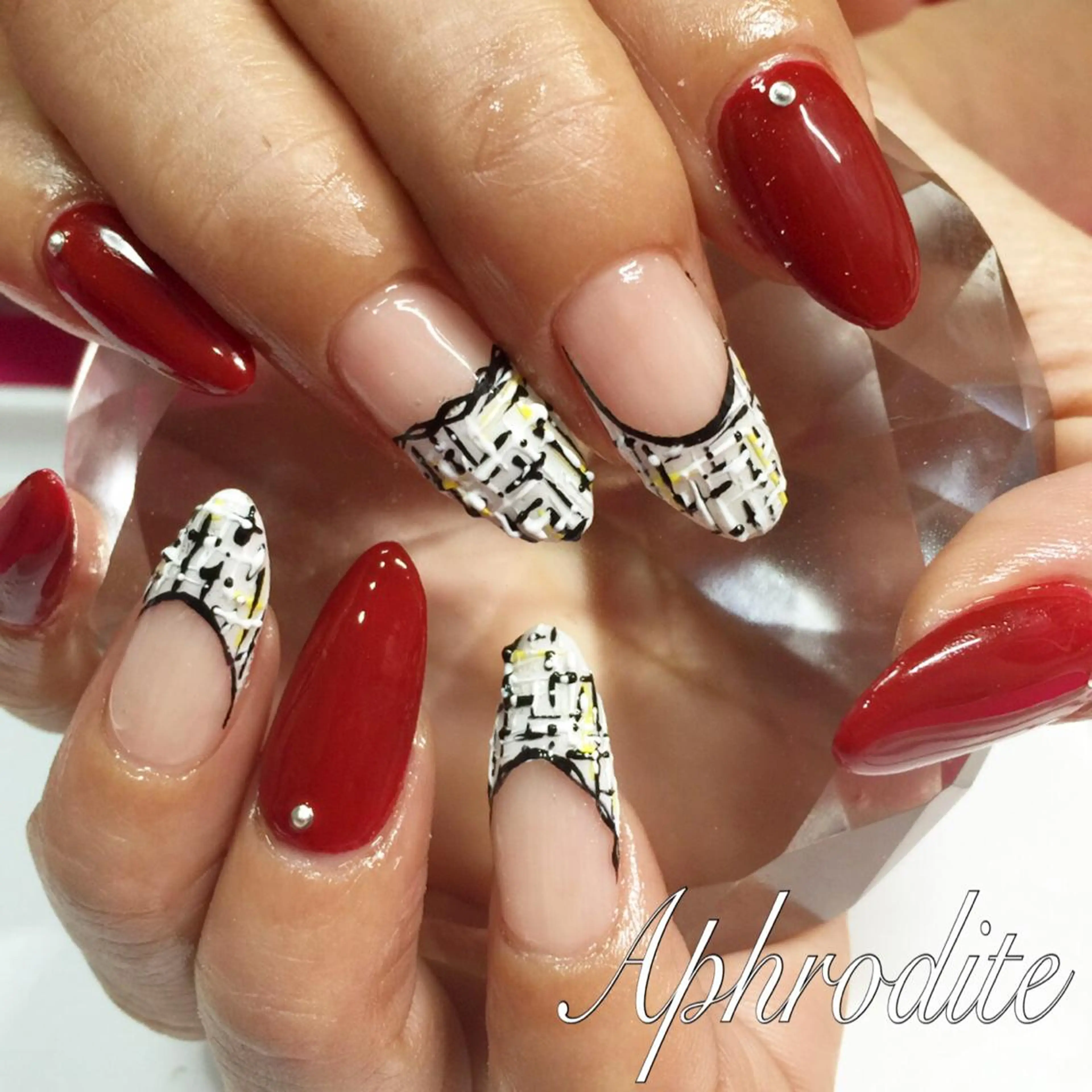 ネイル APHRODITE Nagisaのネイルデザイン