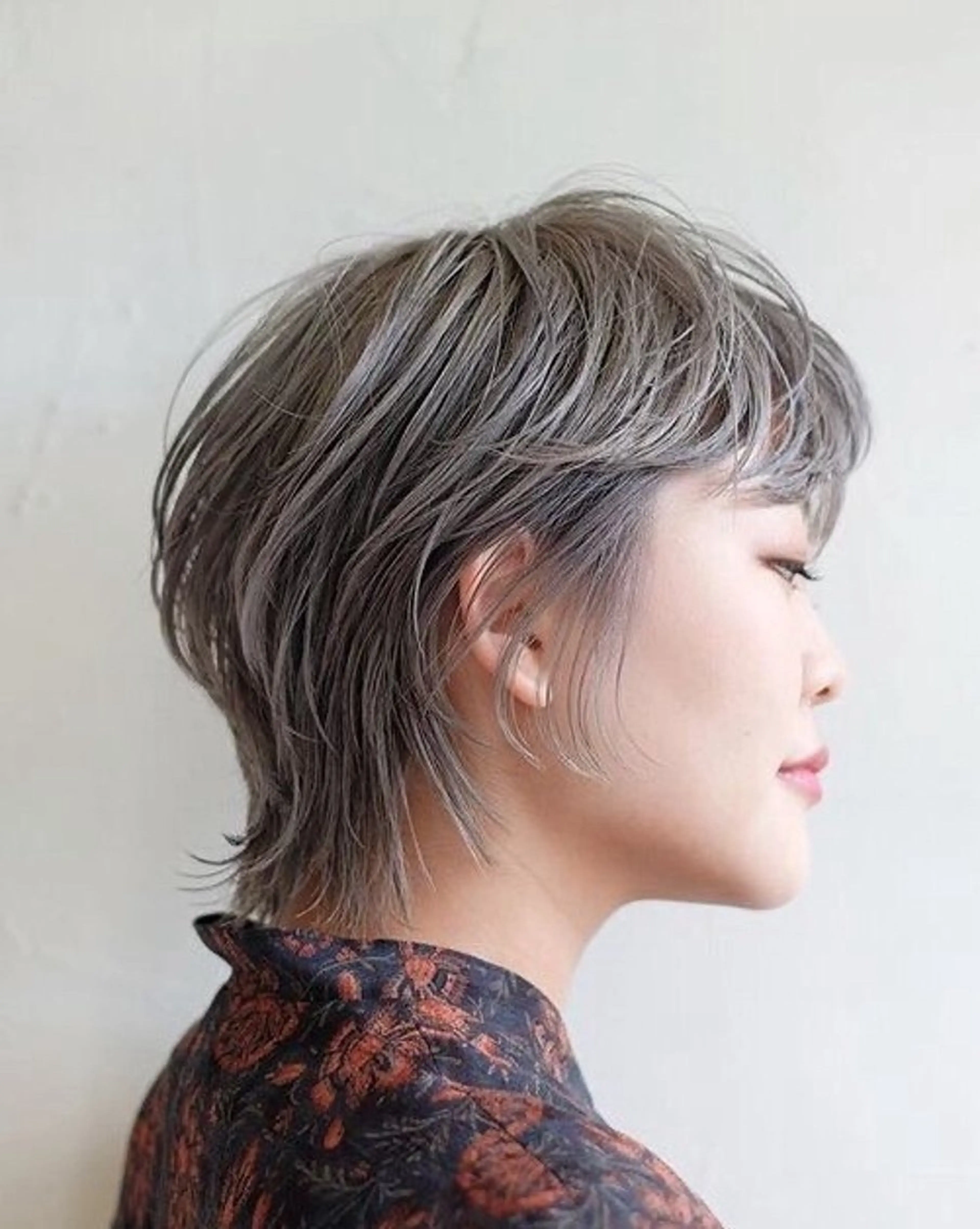 ショート ウルフカット 間瀬 玲央のヘアスタイル