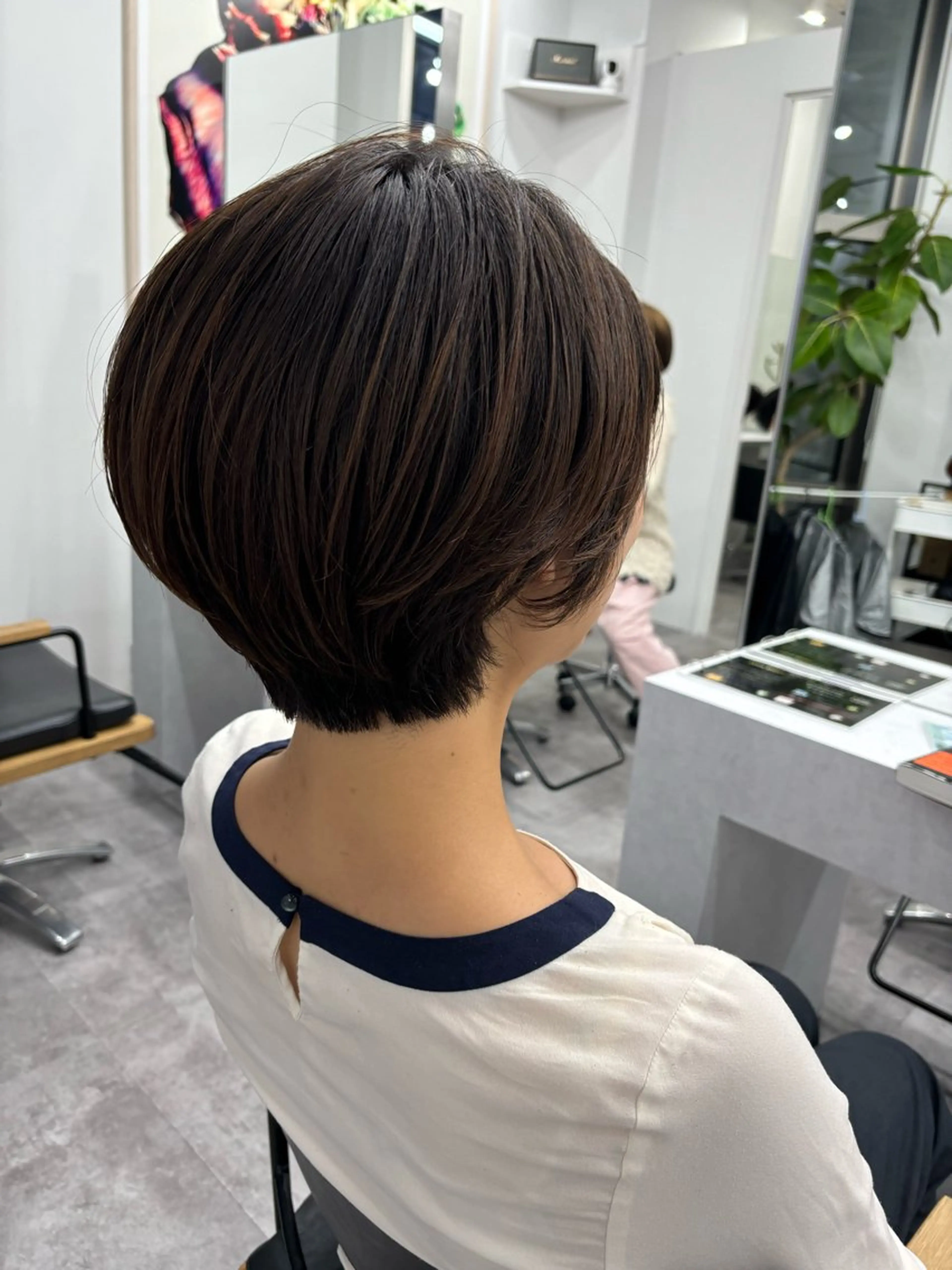 ショート カラー ヘアアレンジ マエダ アズミ🌱のヘアスタイル