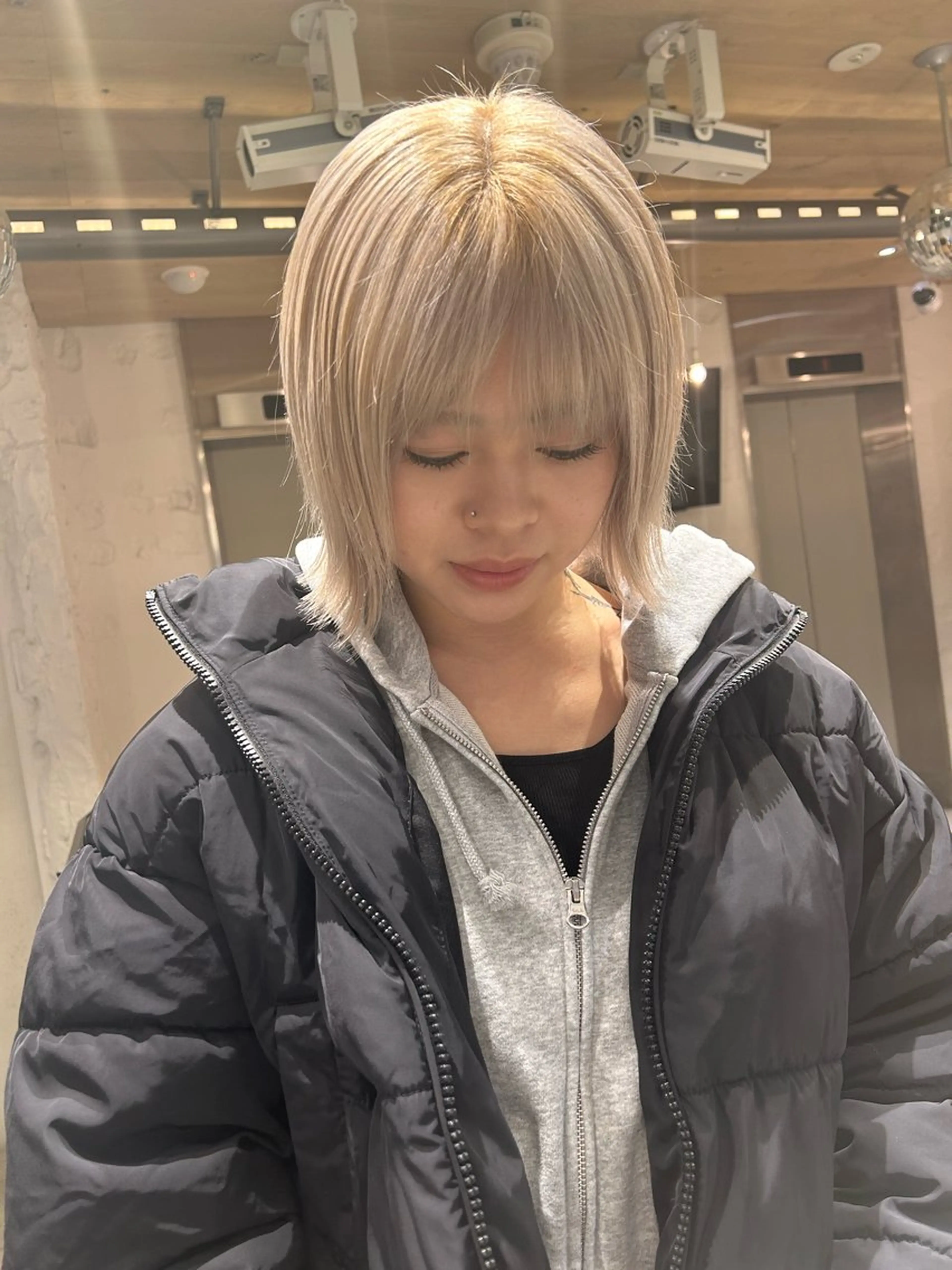 ミディアム カラー カット ヘアカラー トリートメント ✨ブリーチ特化✨ 💚Acchon💚のヘアスタイル