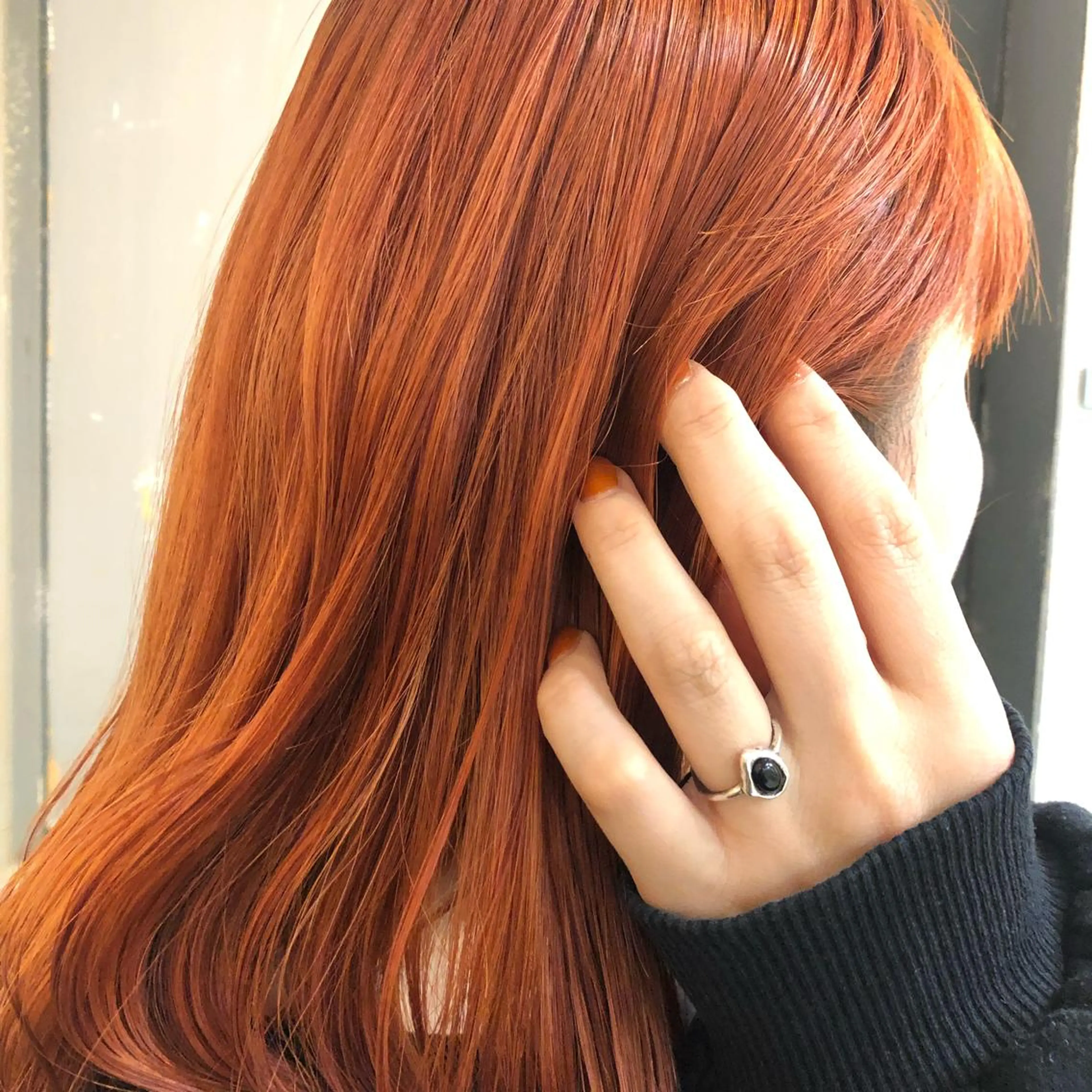 セミロング カラー ベージュカラー ブラウンカラー オレンジ オレンジベージュ オレンジブラウン ANNA /艶髪/ハイトーンのヘアスタイル