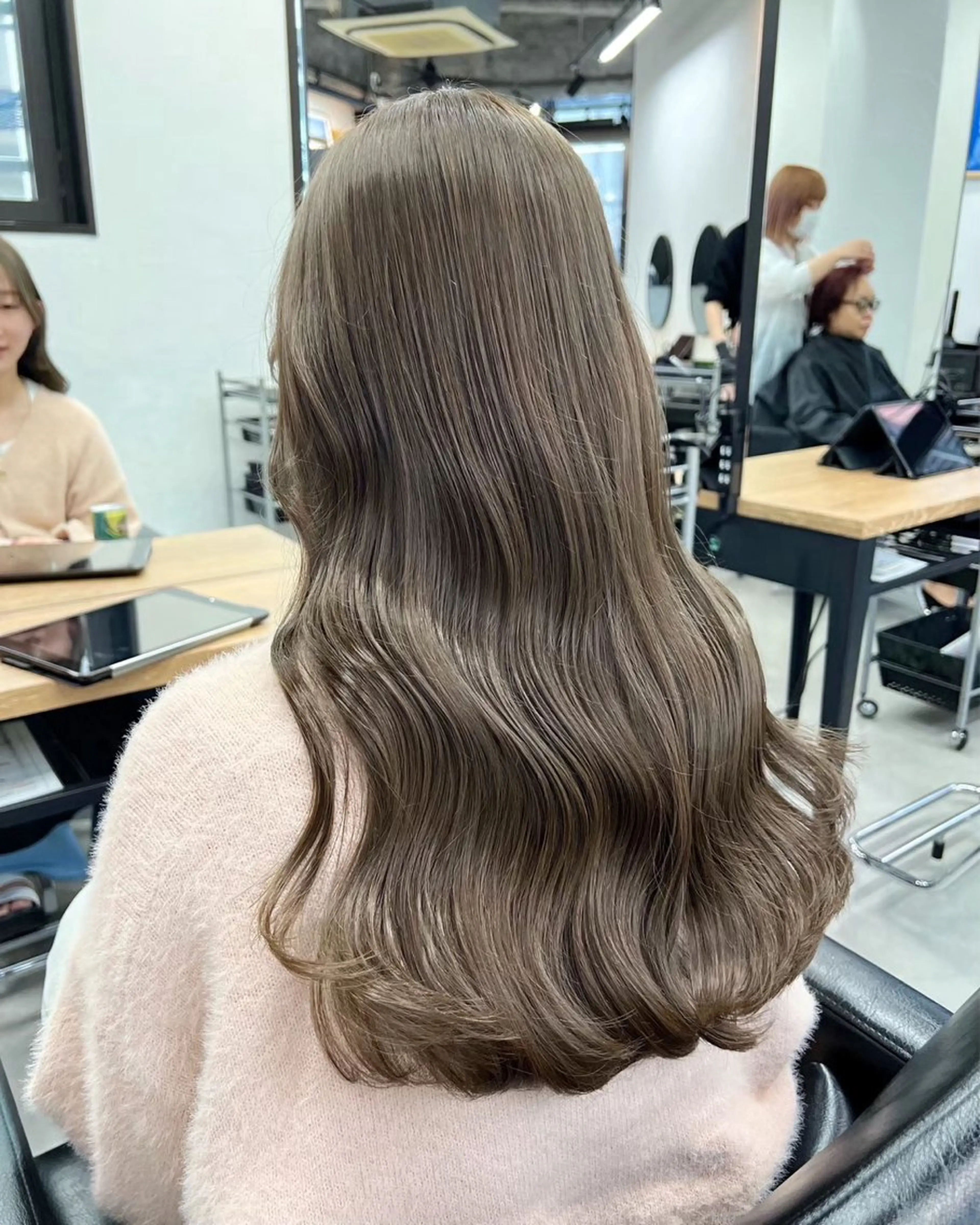 ロング カラー ヘアアレンジ ベージュカラー オリーブベージュ 🫧透明感カラー/ ナルハ🫧のヘアスタイル