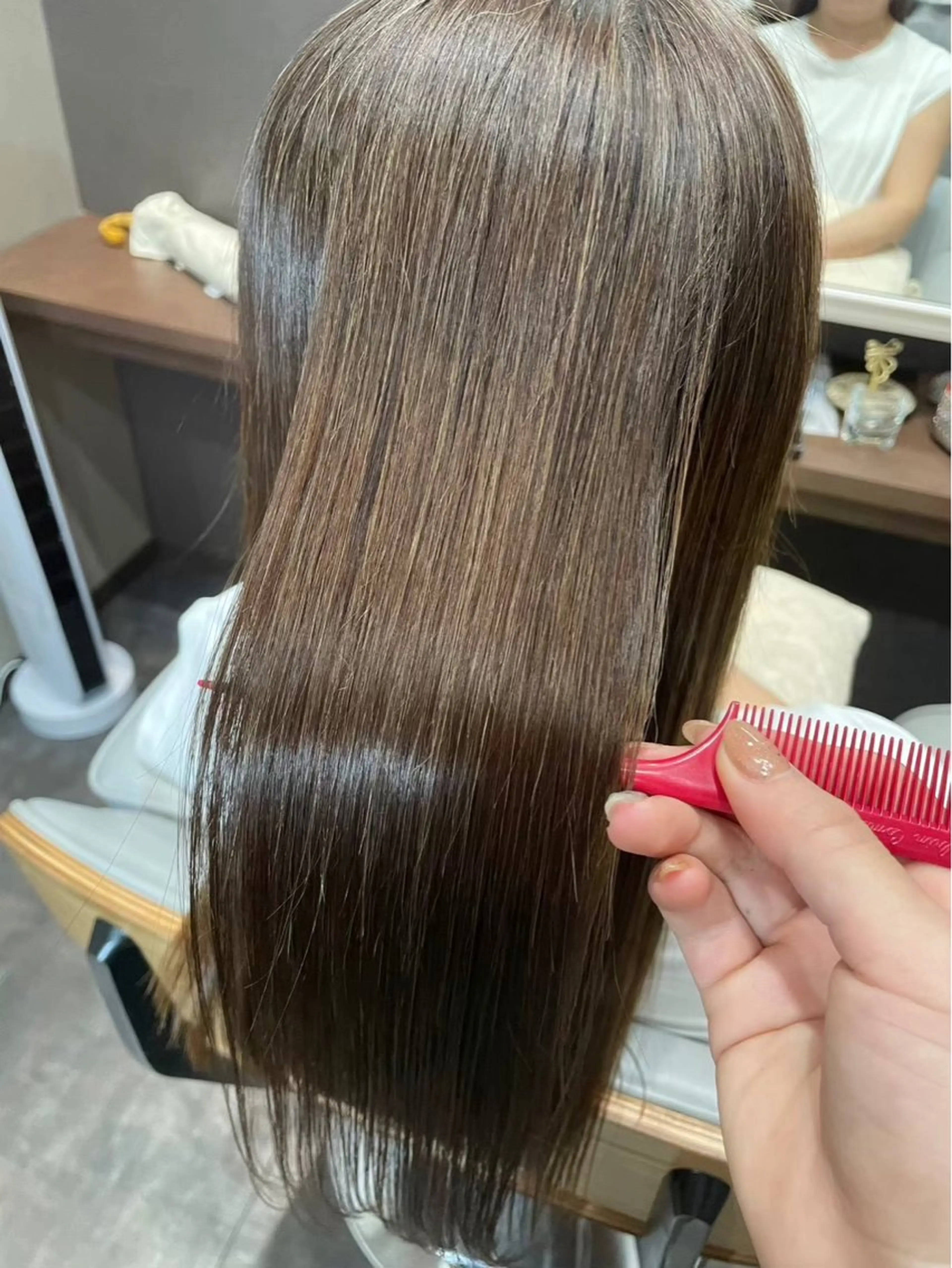 ロング カラー カット ヘアカラー concept   淡路店所属・柴田 桃佳のヘアスタイル