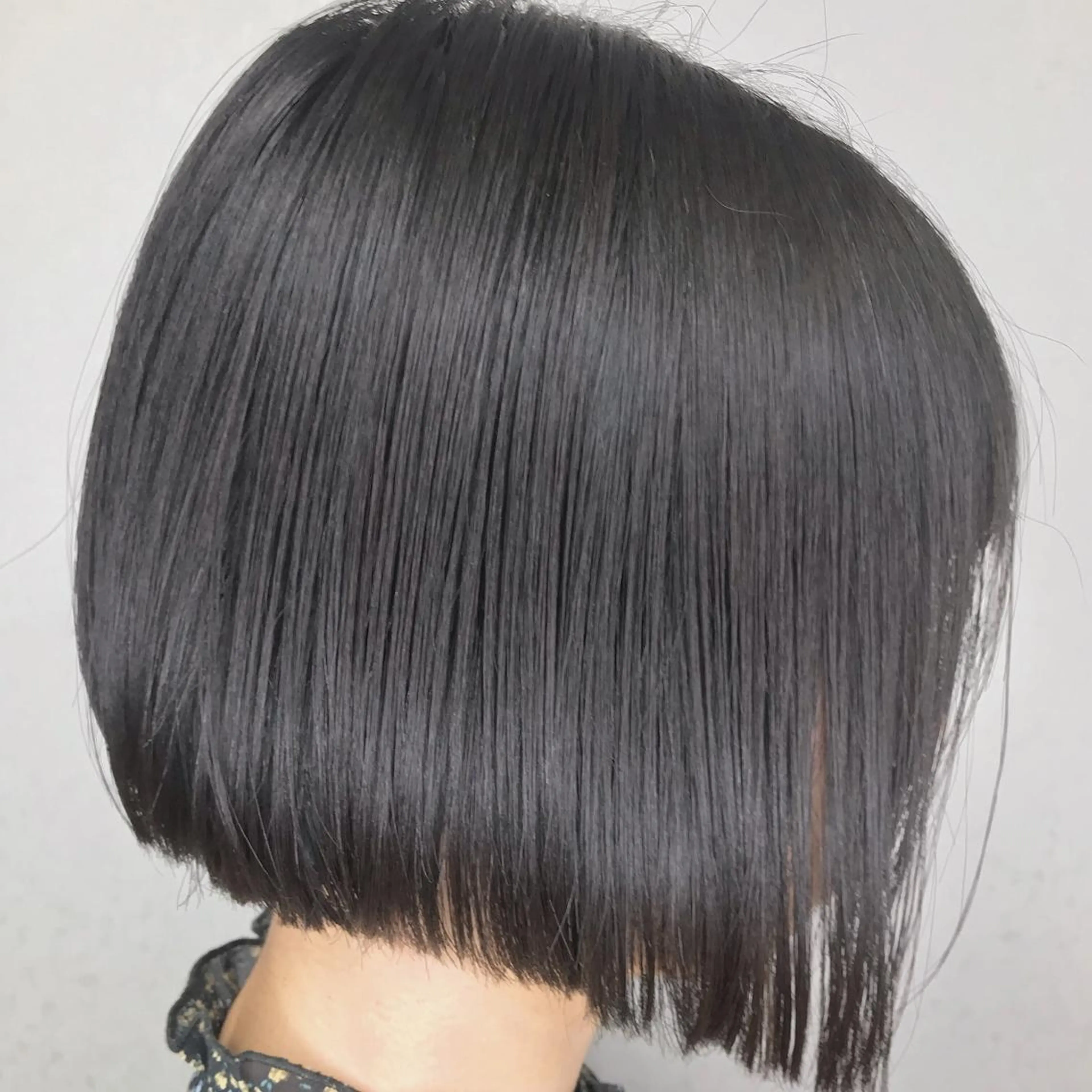 ショート ボブ NYLON. 柏店所属・お悩み解決美容師🩷 ♠️ベテランそめやのヘアスタイル
