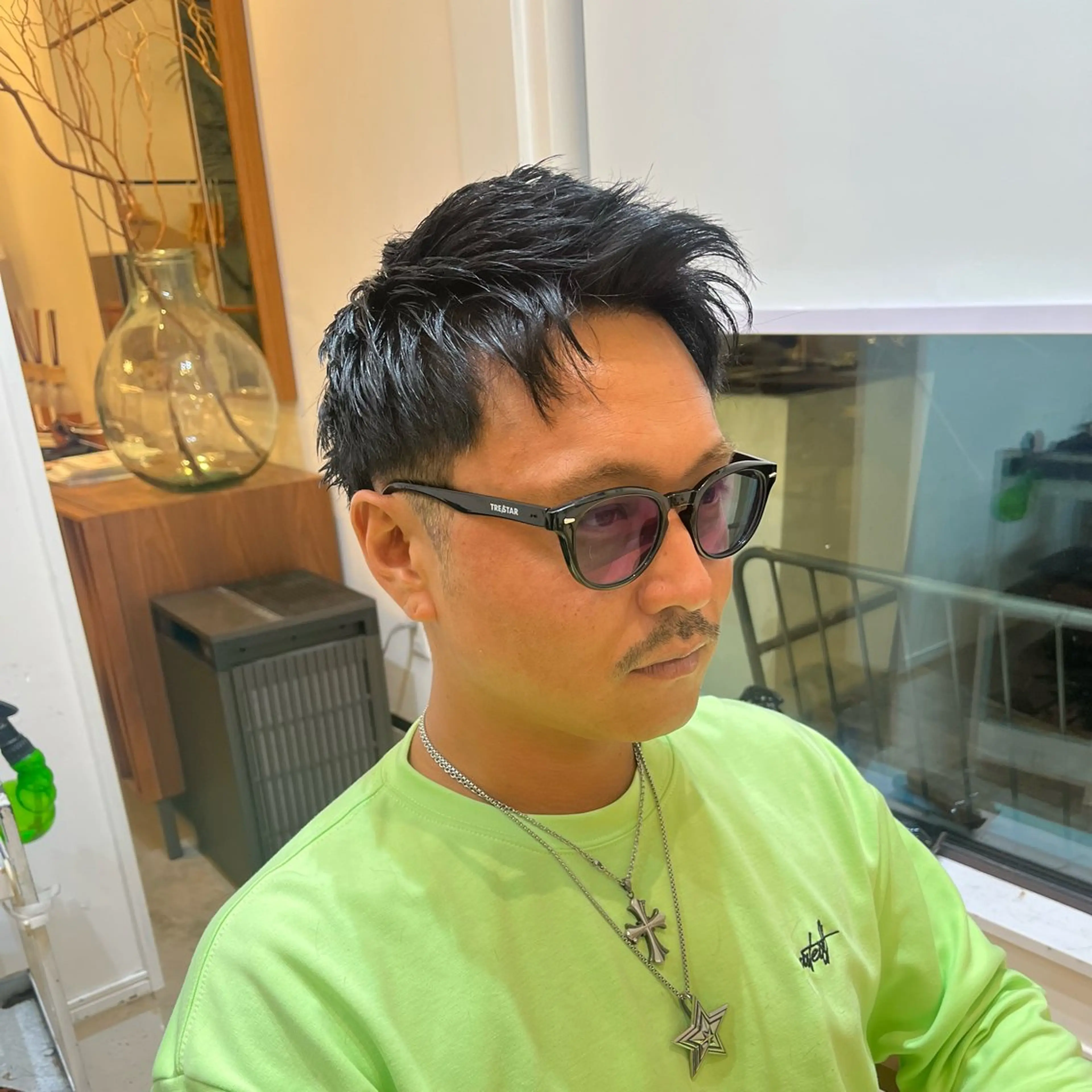 メンズ スパイキーショート カット GISELA サリナのヘアスタイル