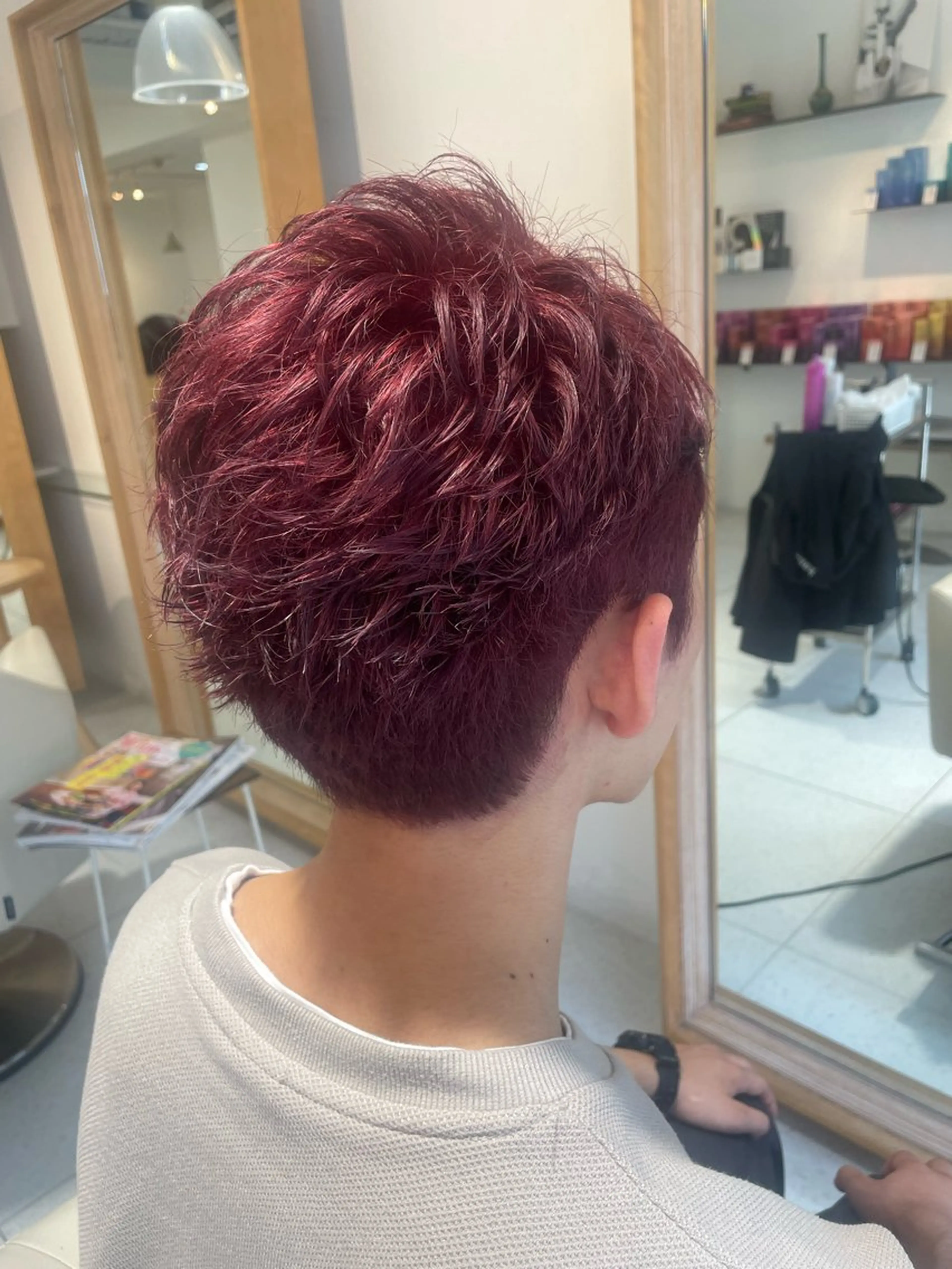 ショート カラー メンズ メンズブリーチ ブリーチ ピンクカラー 福田 千尋のヘアスタイル