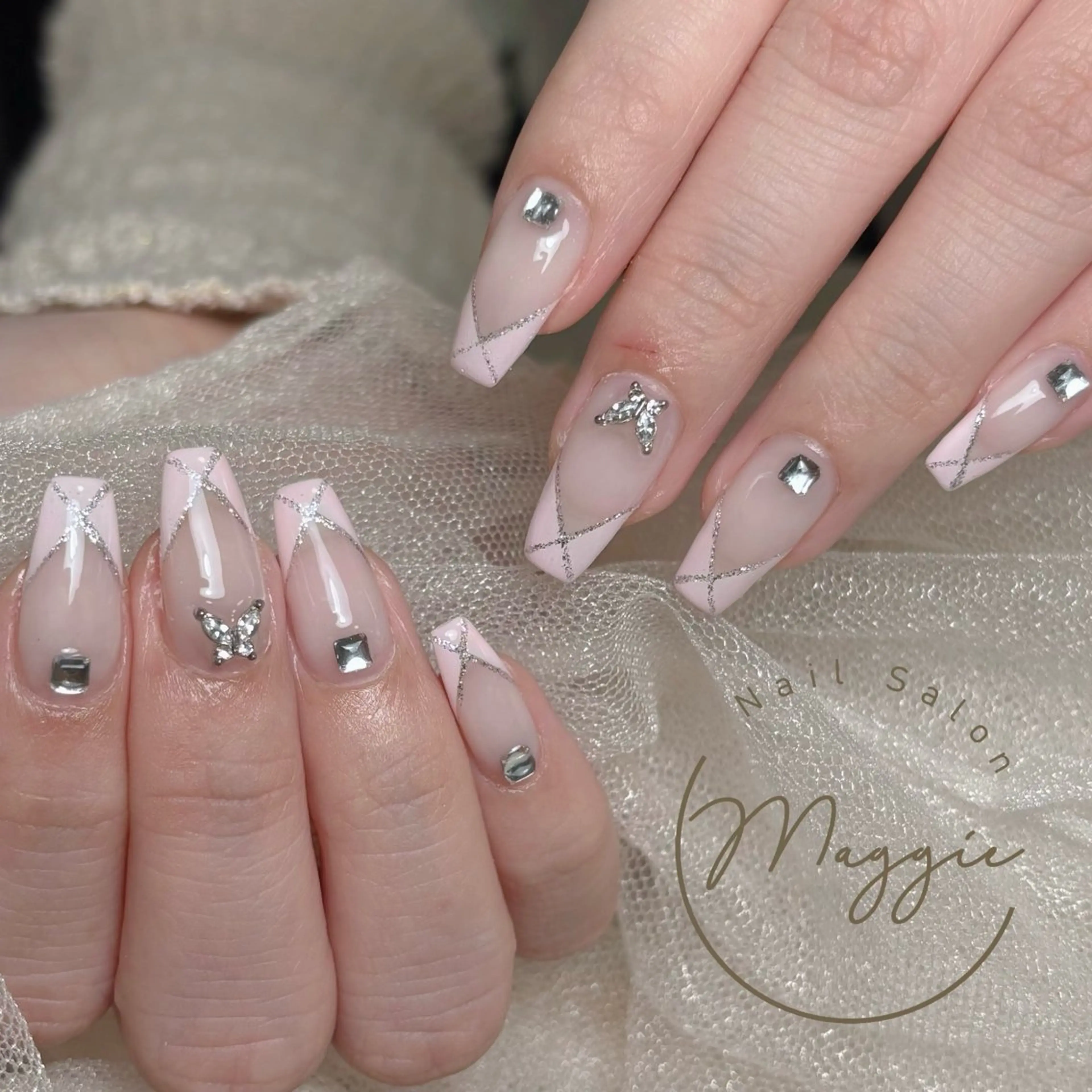 ネイル Maggie Nail🦩のネイルデザイン