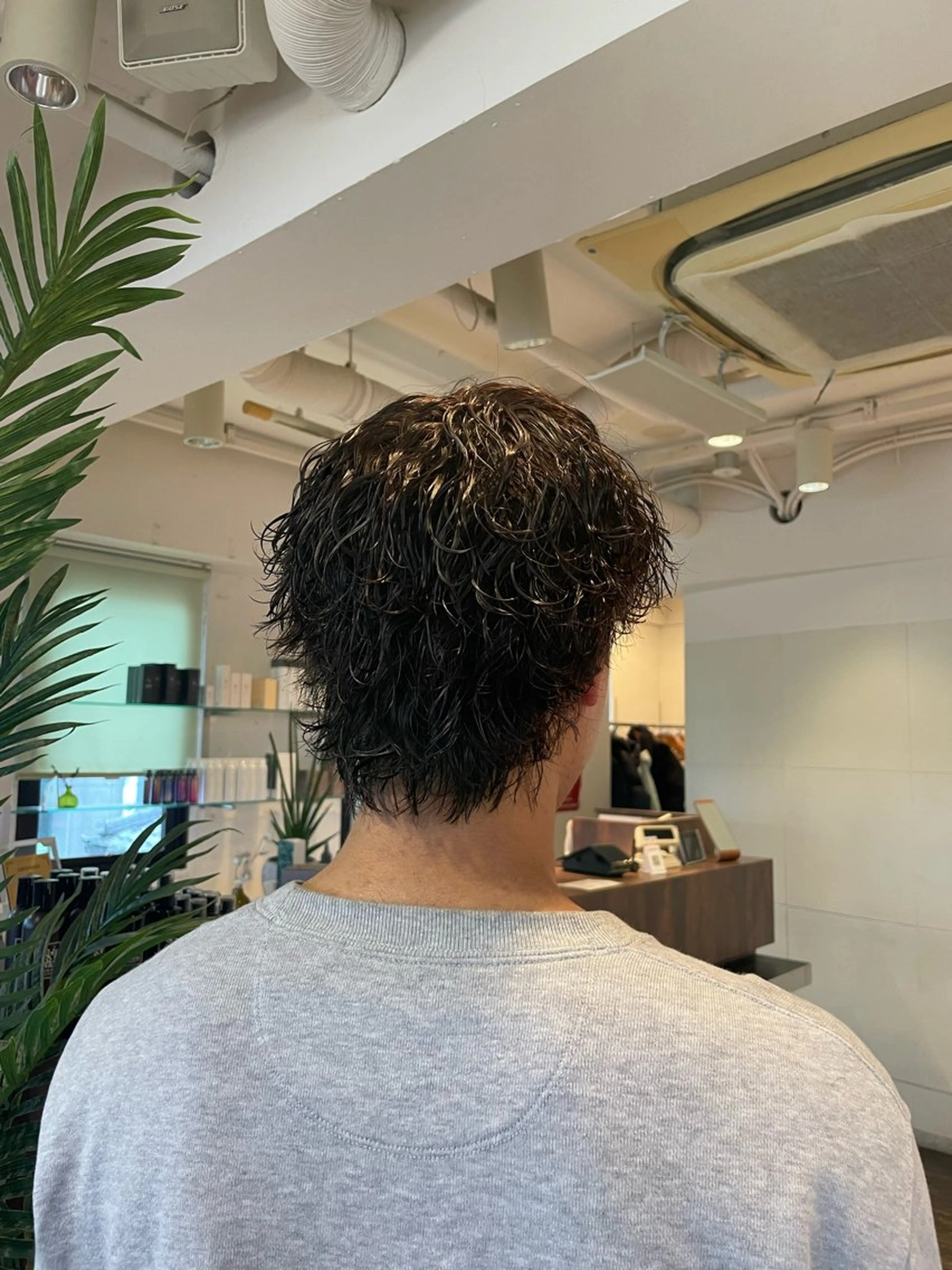 パーマ メンズ メンズパーマ 波巻きパーマ カット パーマ 佐藤 綾郁のヘアスタイル