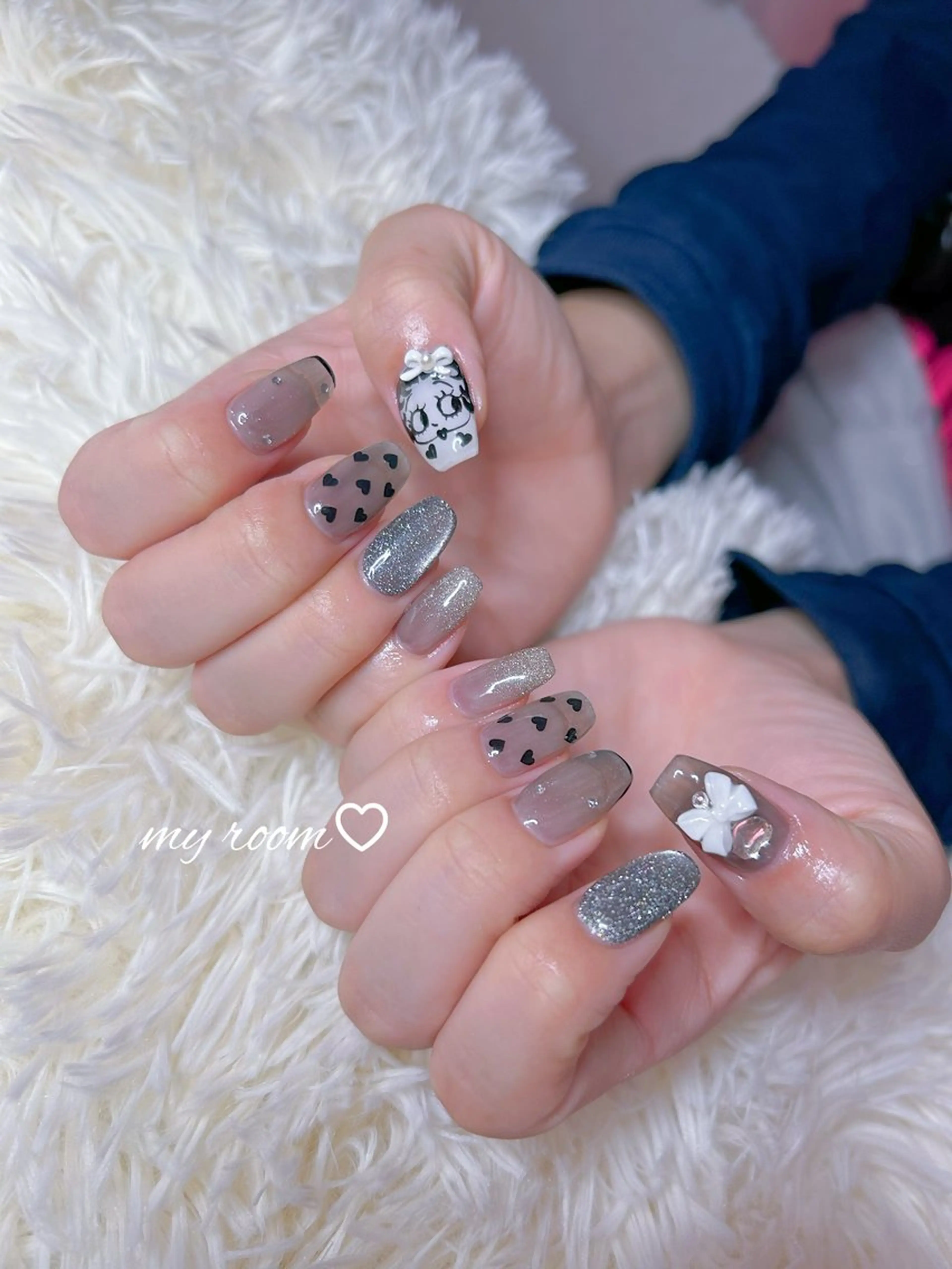 ネイル うるま市サロン Yuko Izawaのネイルデザイン