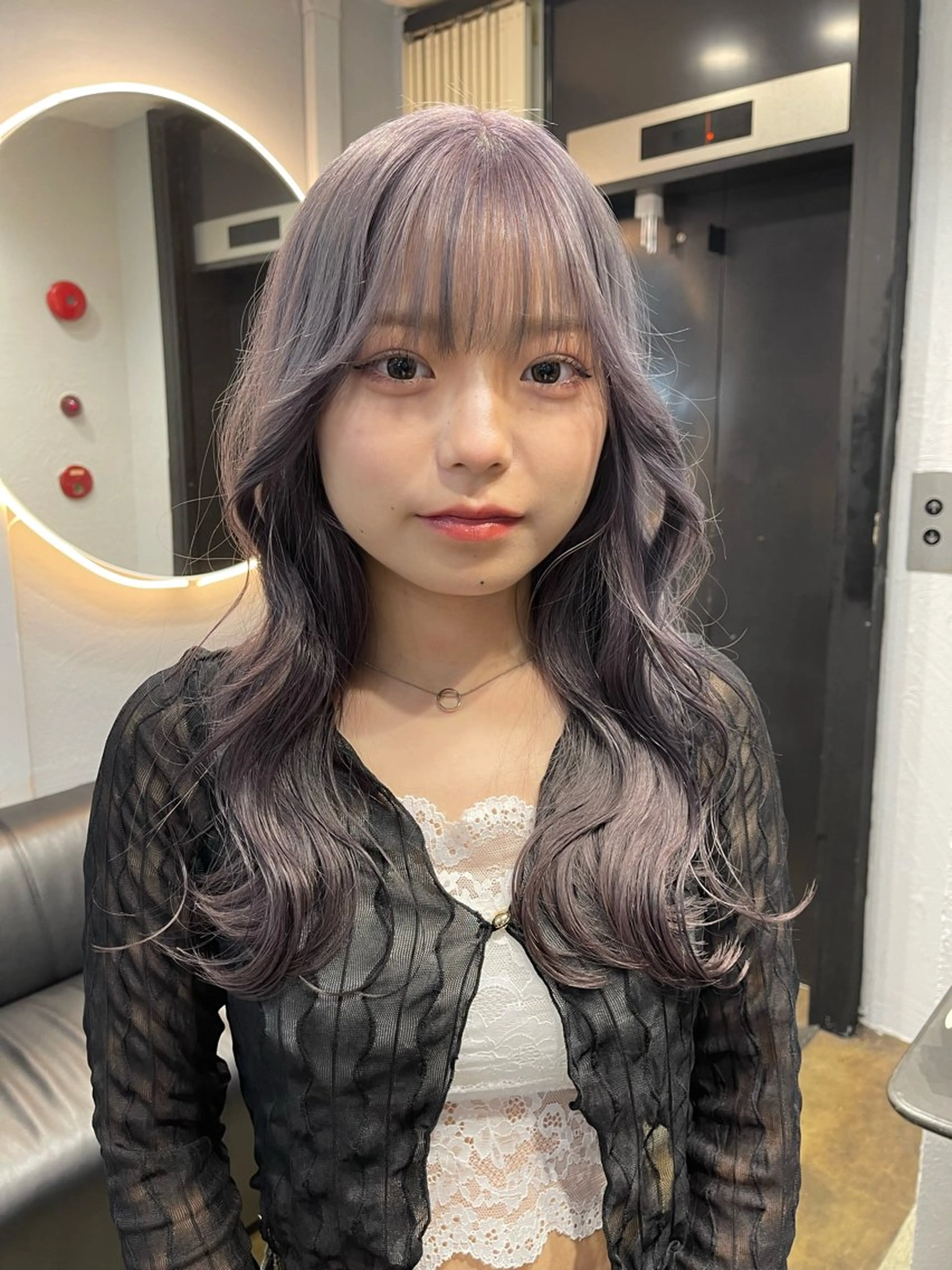 ロング カラー ベージュカラー ブリーチ ケアブリーチ デザインカラー ダブルカラー ヘアカラー トリートメント 宮崎　達也 ブリーチ／レイヤーのヘアスタイル